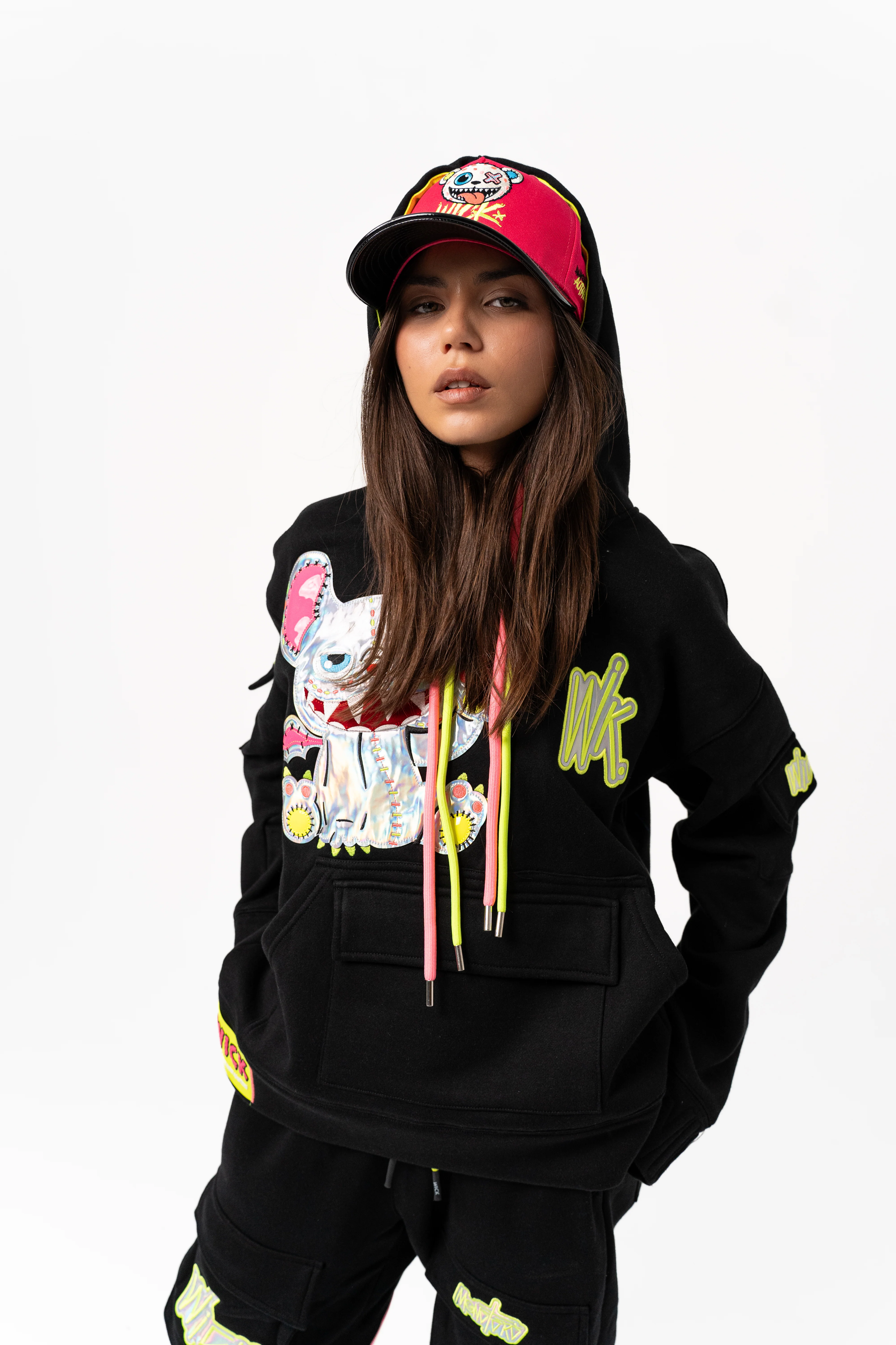 NEON ROYALTY HOODIE BLACK