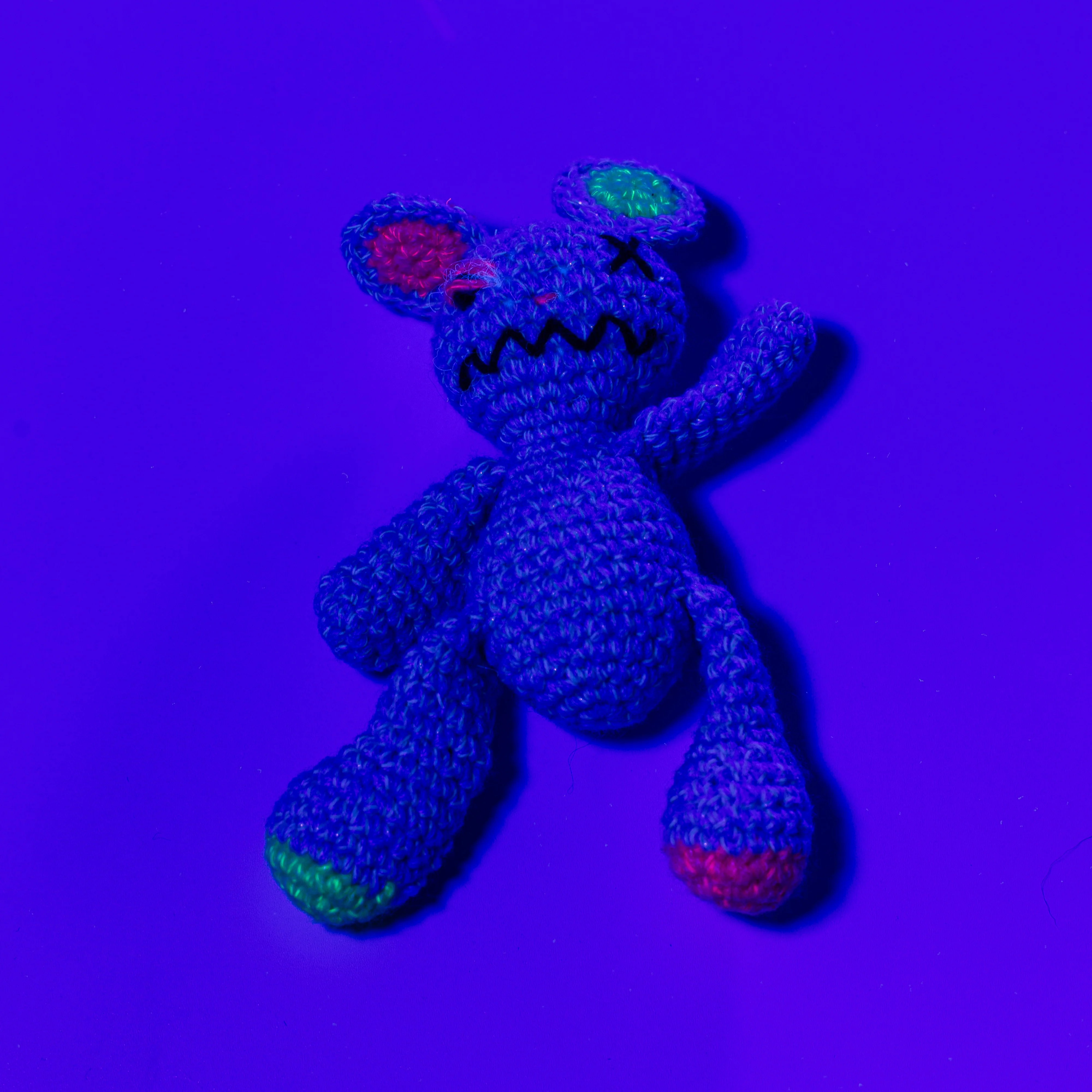 MONSTERS AMIGURUMI CROCHET PURPLE