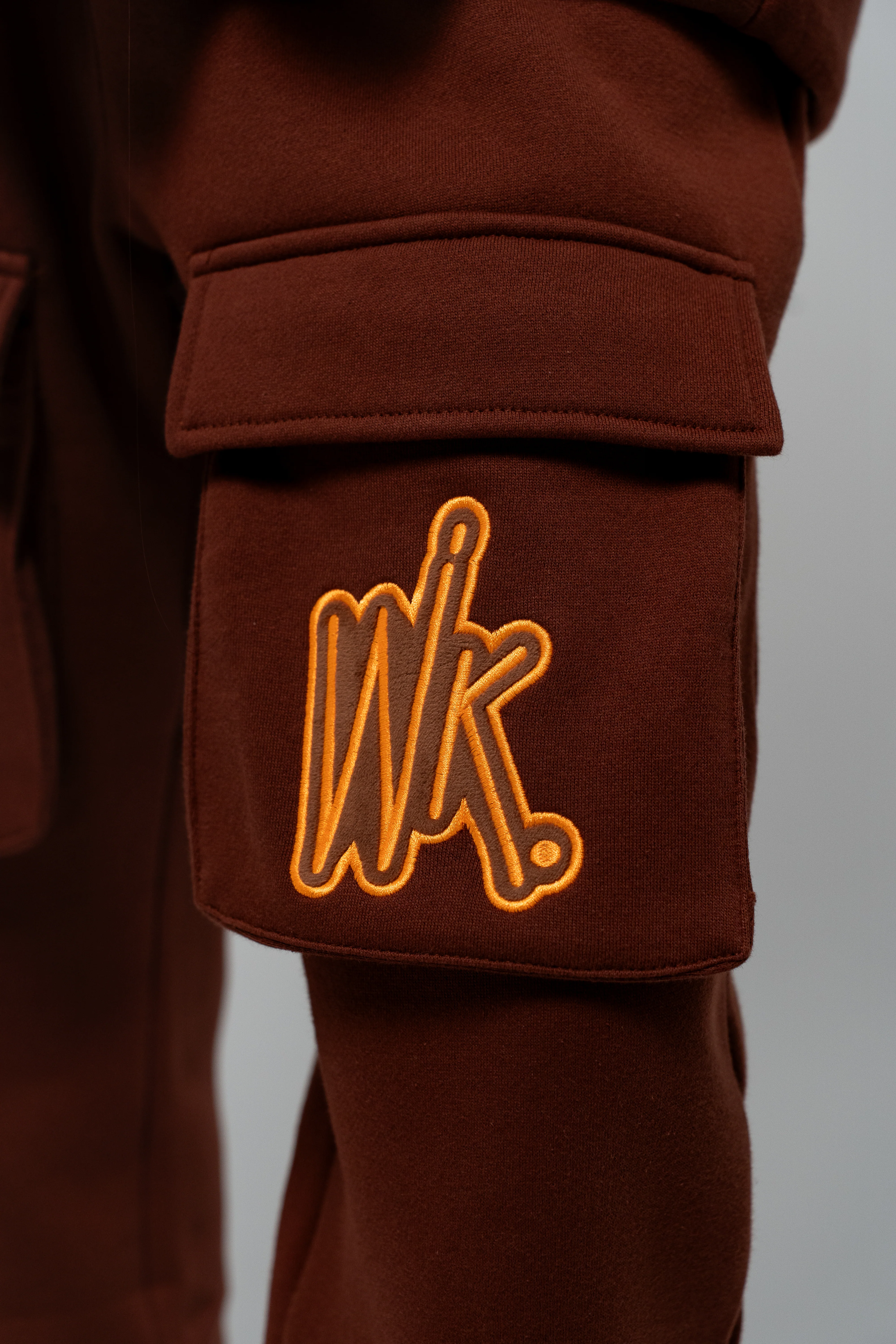 SPACE BROWN SWEATPANT