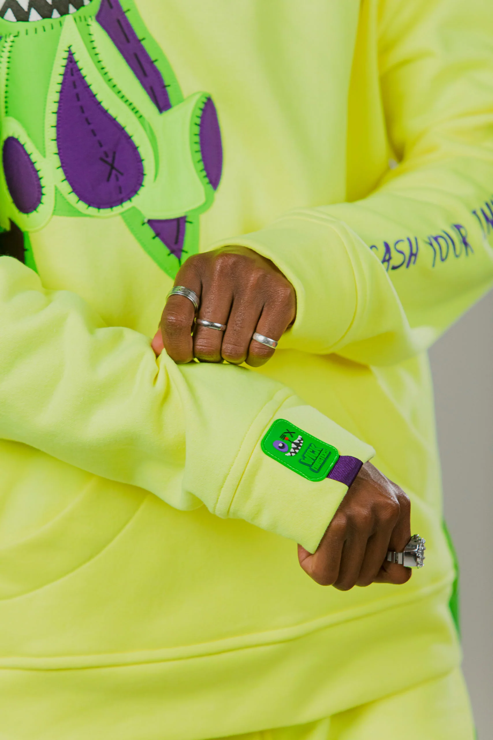 OVERSIZED YELLOW NEON HOODIE MONSTER COLLECTION!