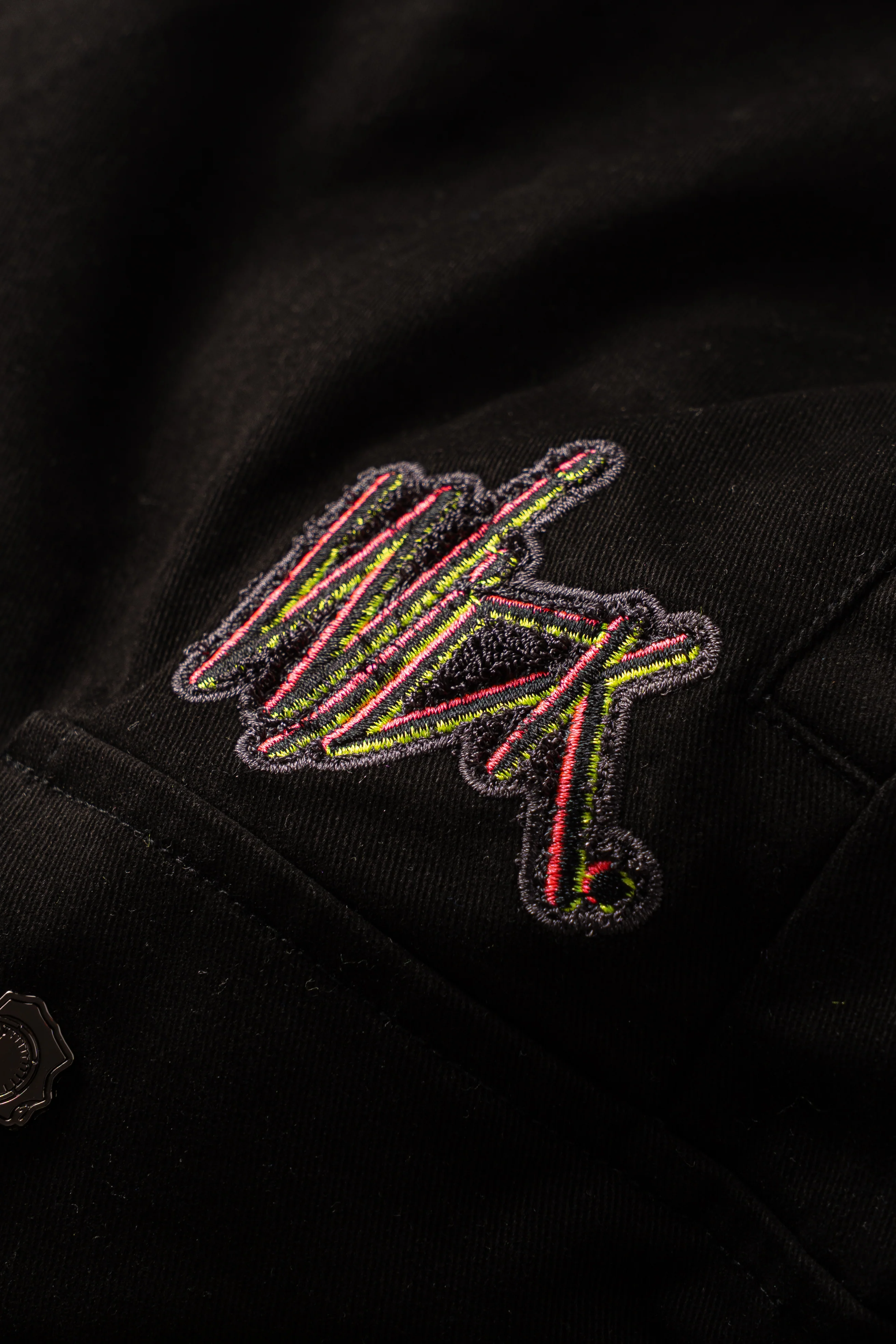 CARGO NR SHORTS BLACK