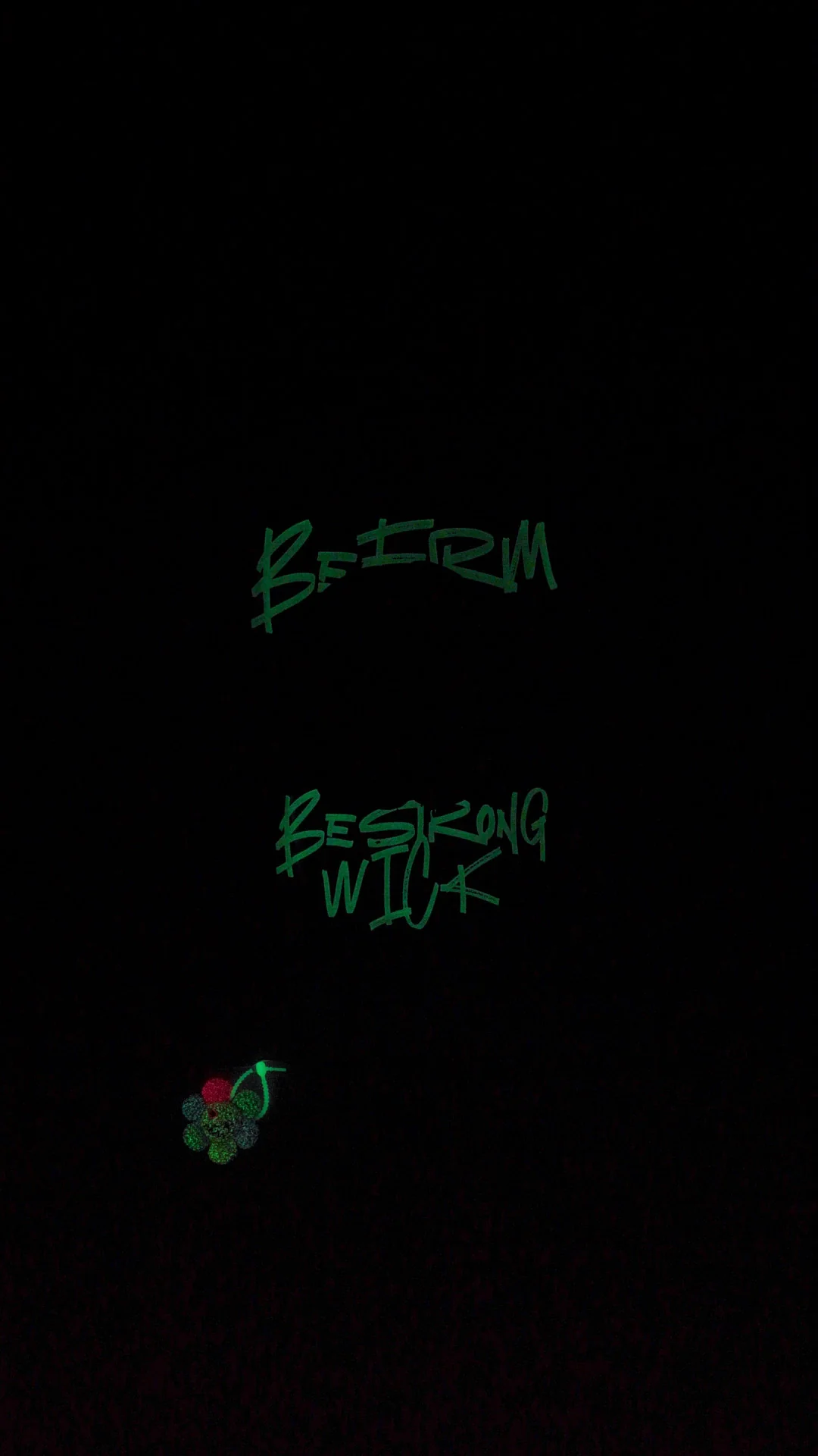 NEON ICE FLOWER T-SHIRT WITH AMIGURUMI