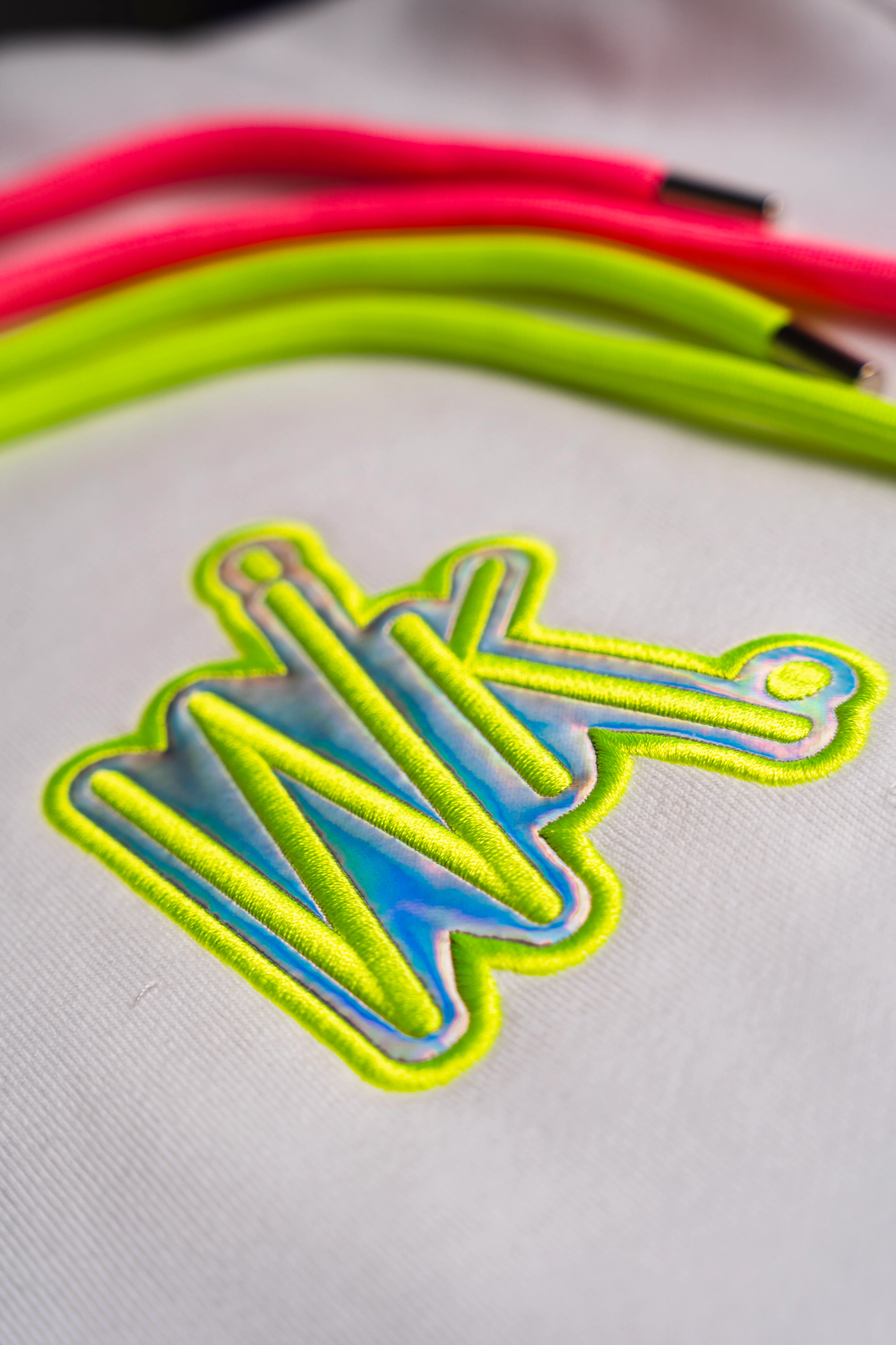 NEON ROYALTY HOODIE WHITE