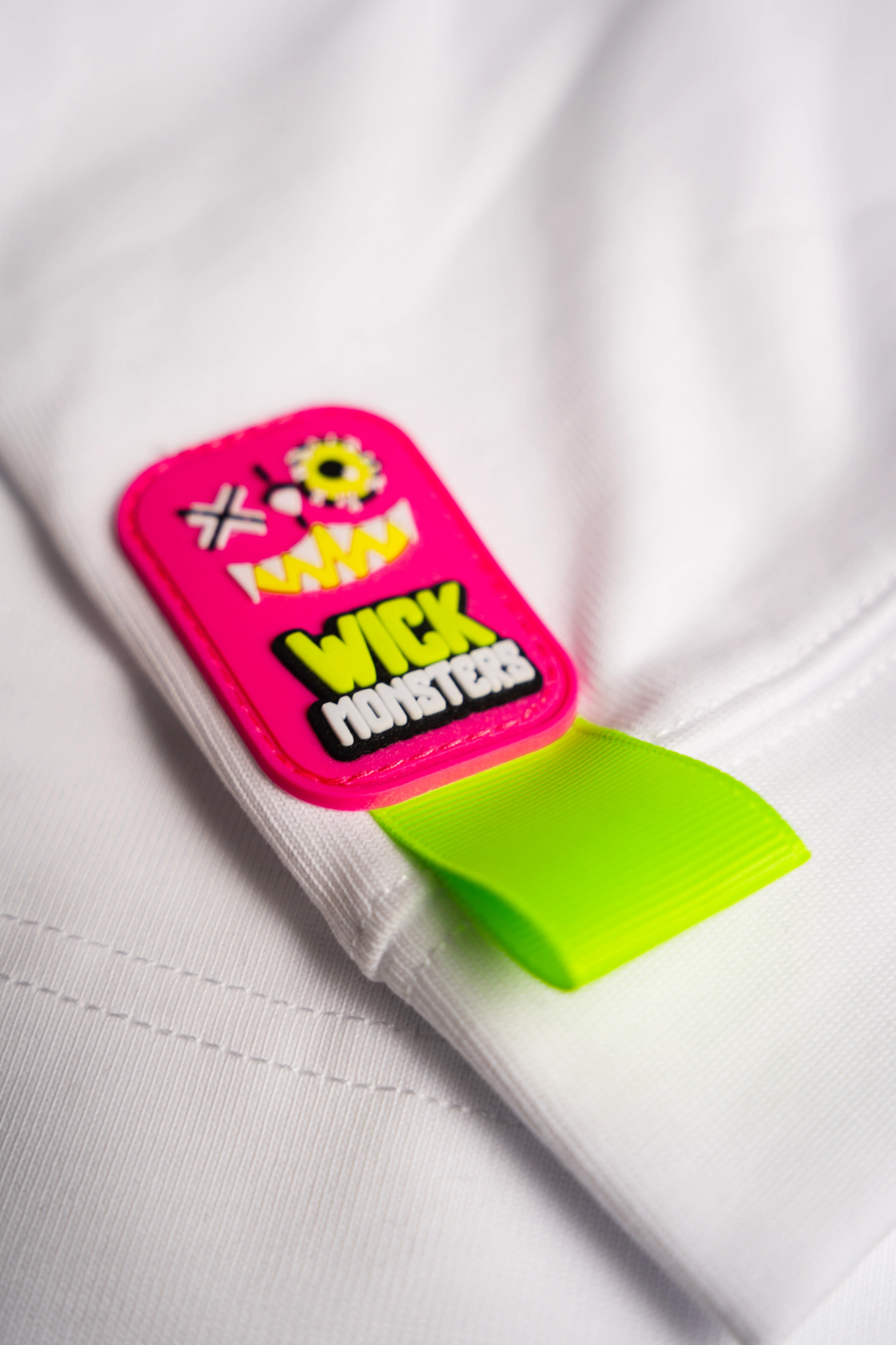 OVERSIZED 3D GLASS WHITE