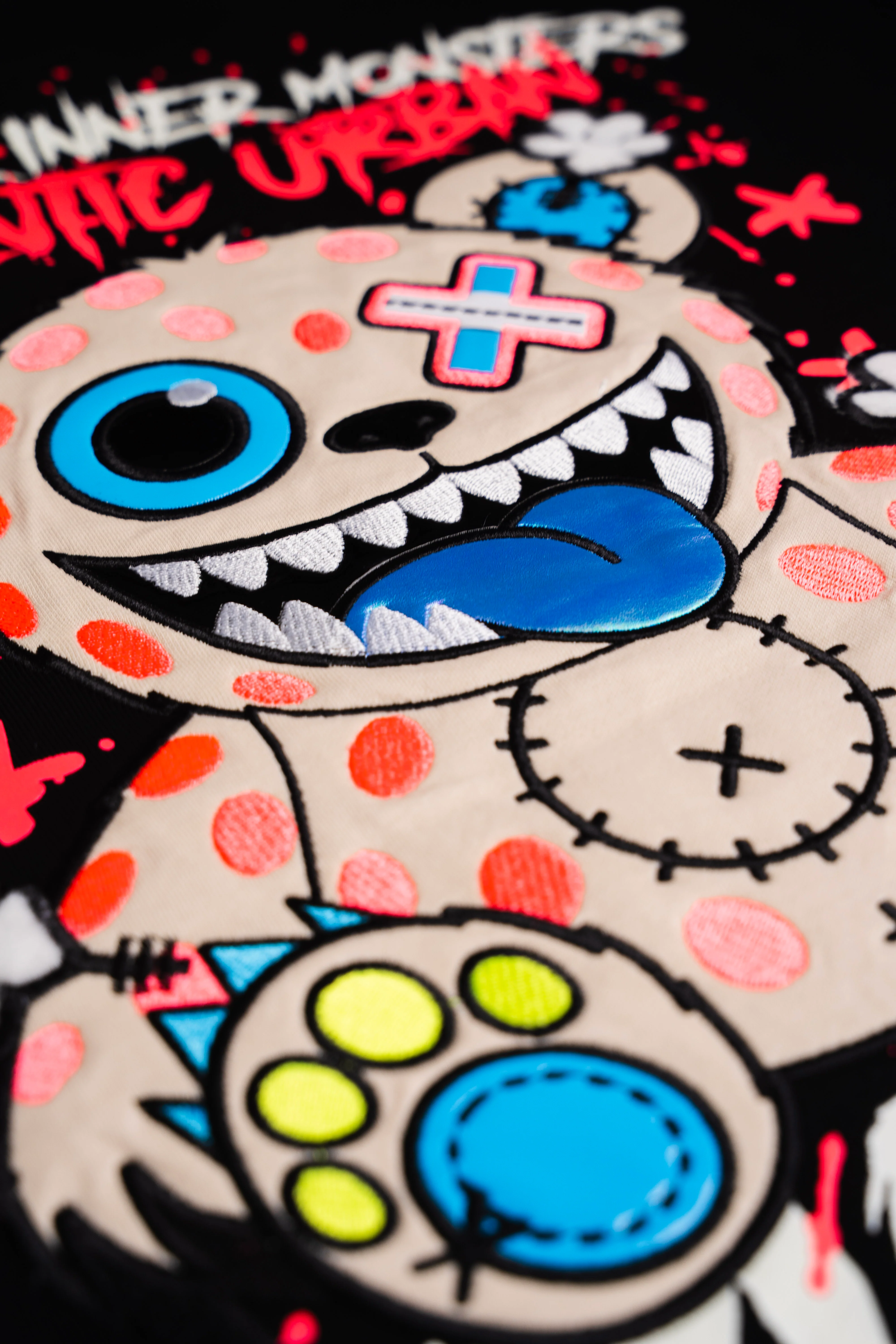 T-SHIRT OVERSIZED TOXIC BLACK