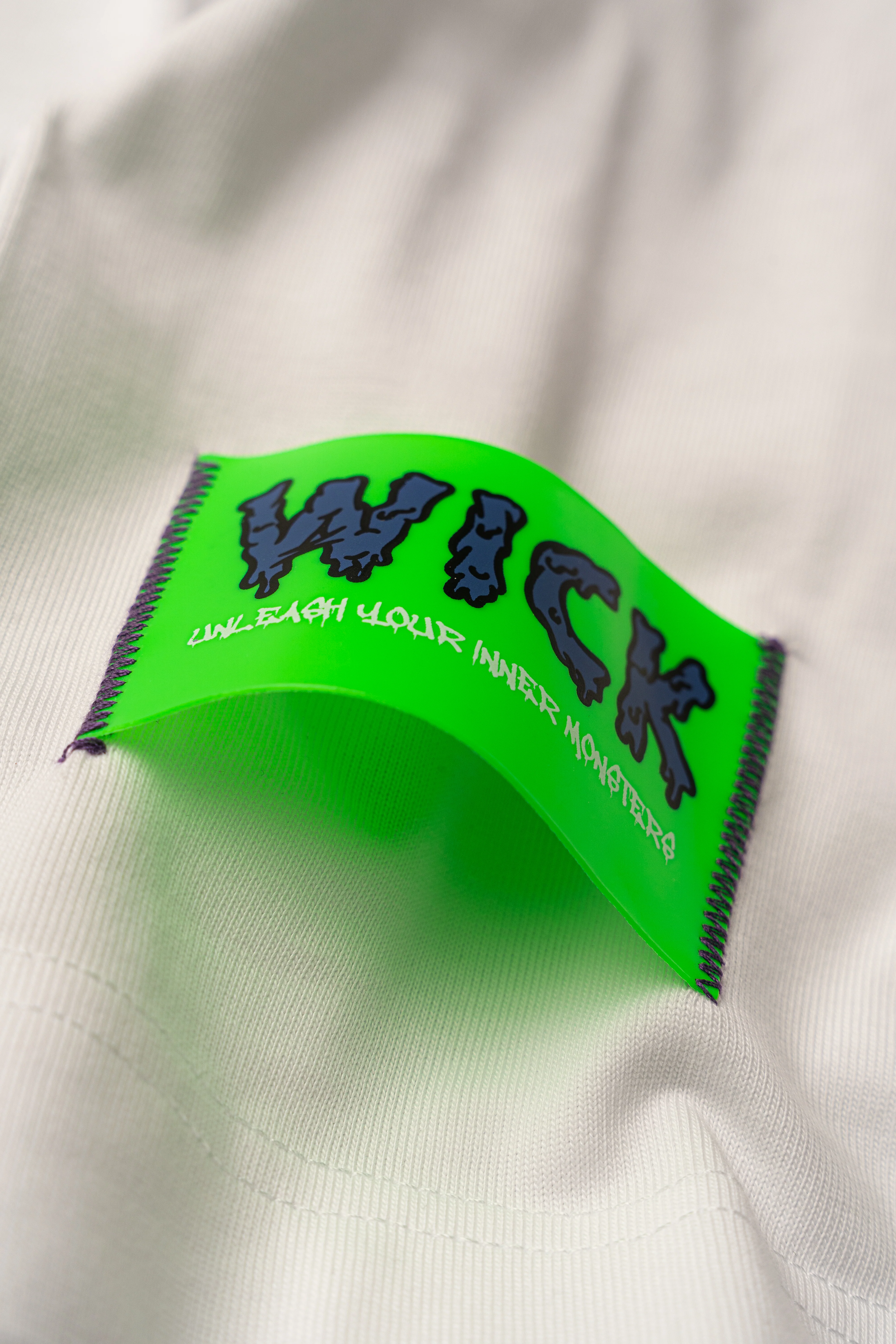 OVERSIZED NR WHITE CHAIN