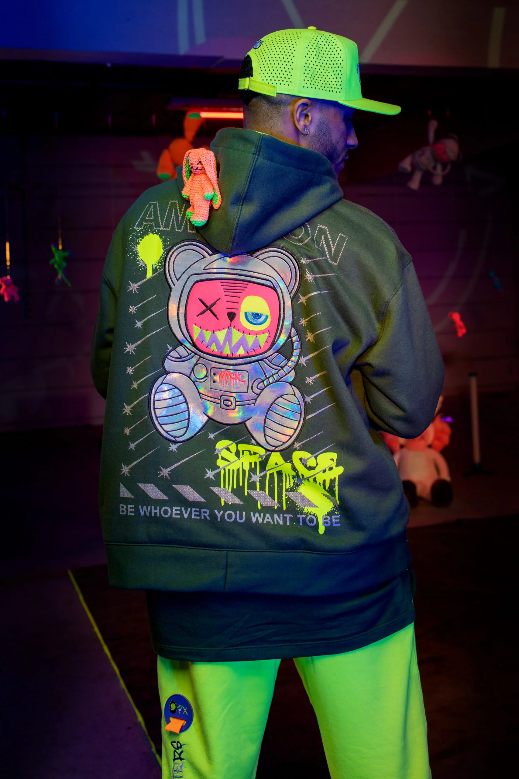 MOSS GREEN SWEATSHIRT GREEN SPACE!