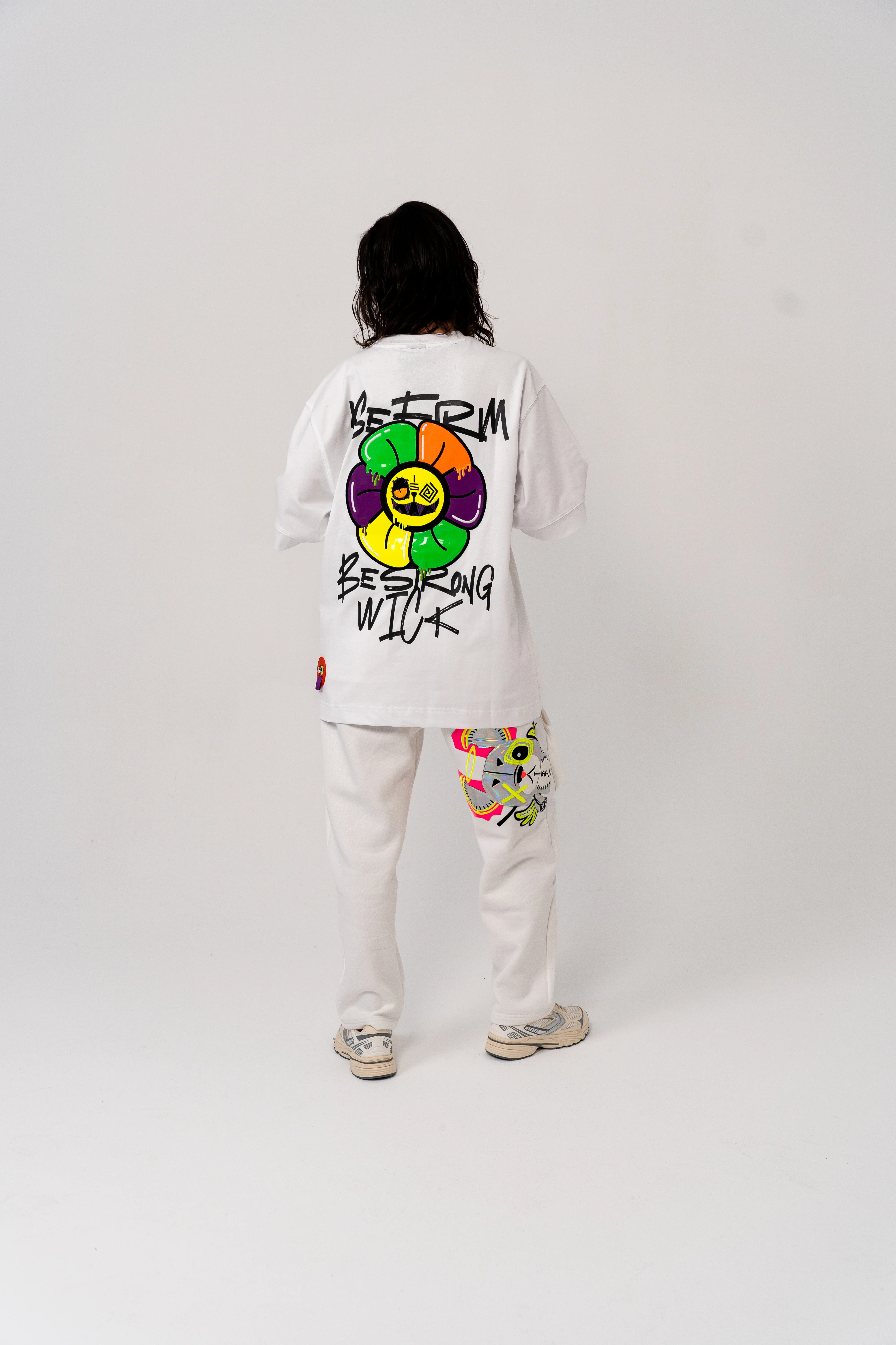 NEON ICE FLOWER T-SHIRT WITH AMIGURUMI