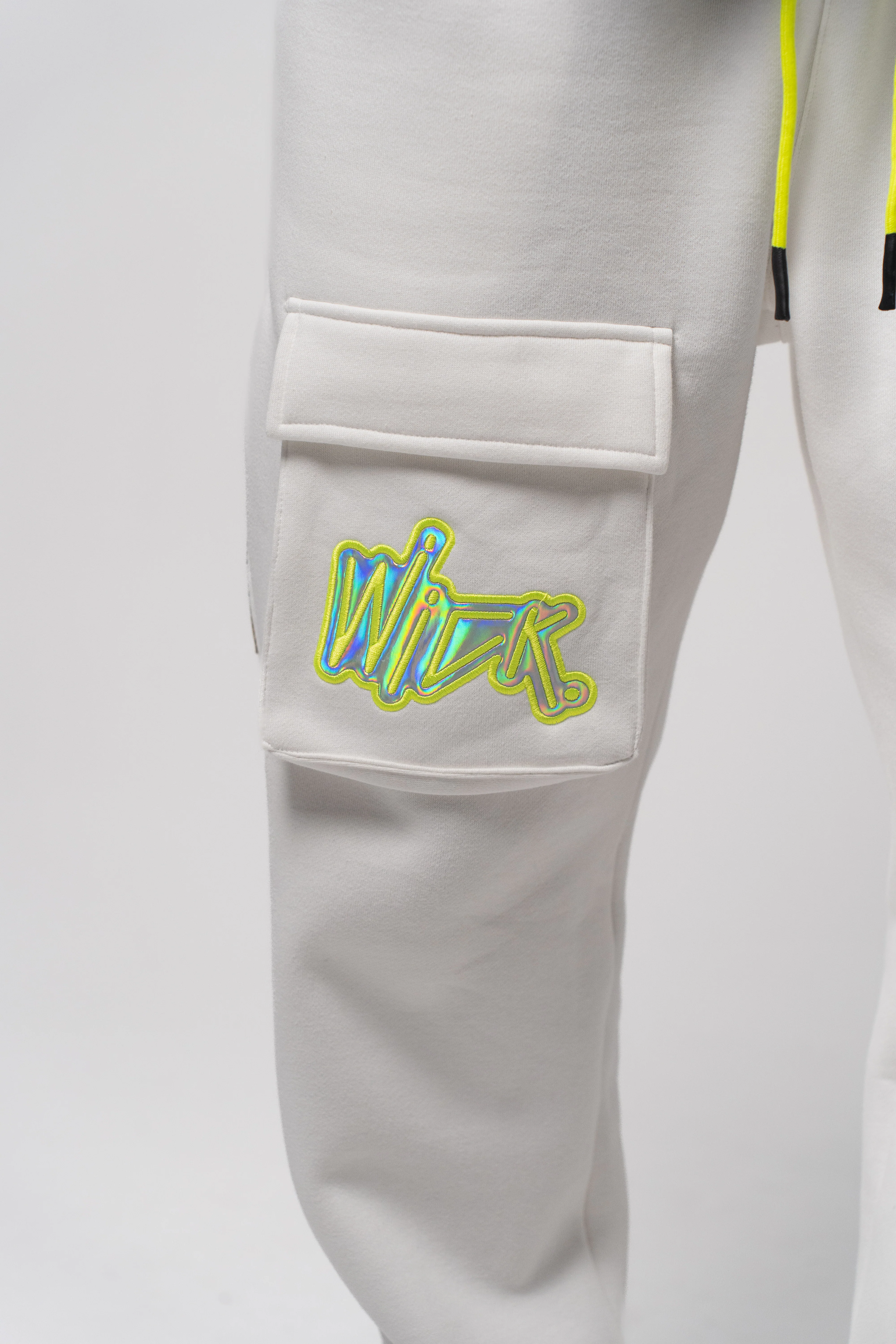 NEON ROYALTY CARGO SWEATPANTS WHITE