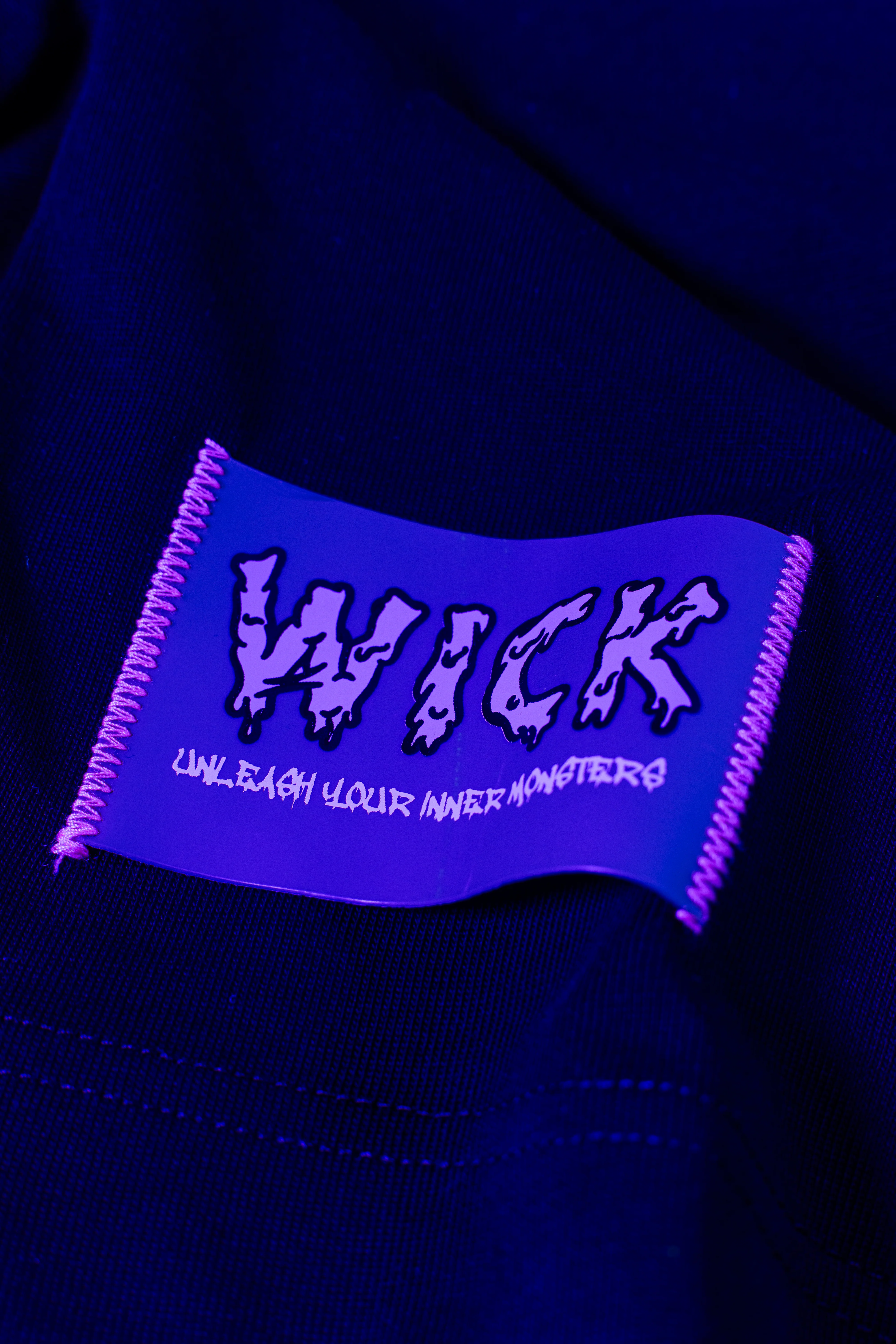 OVERSIZED NR ARROW BLACK