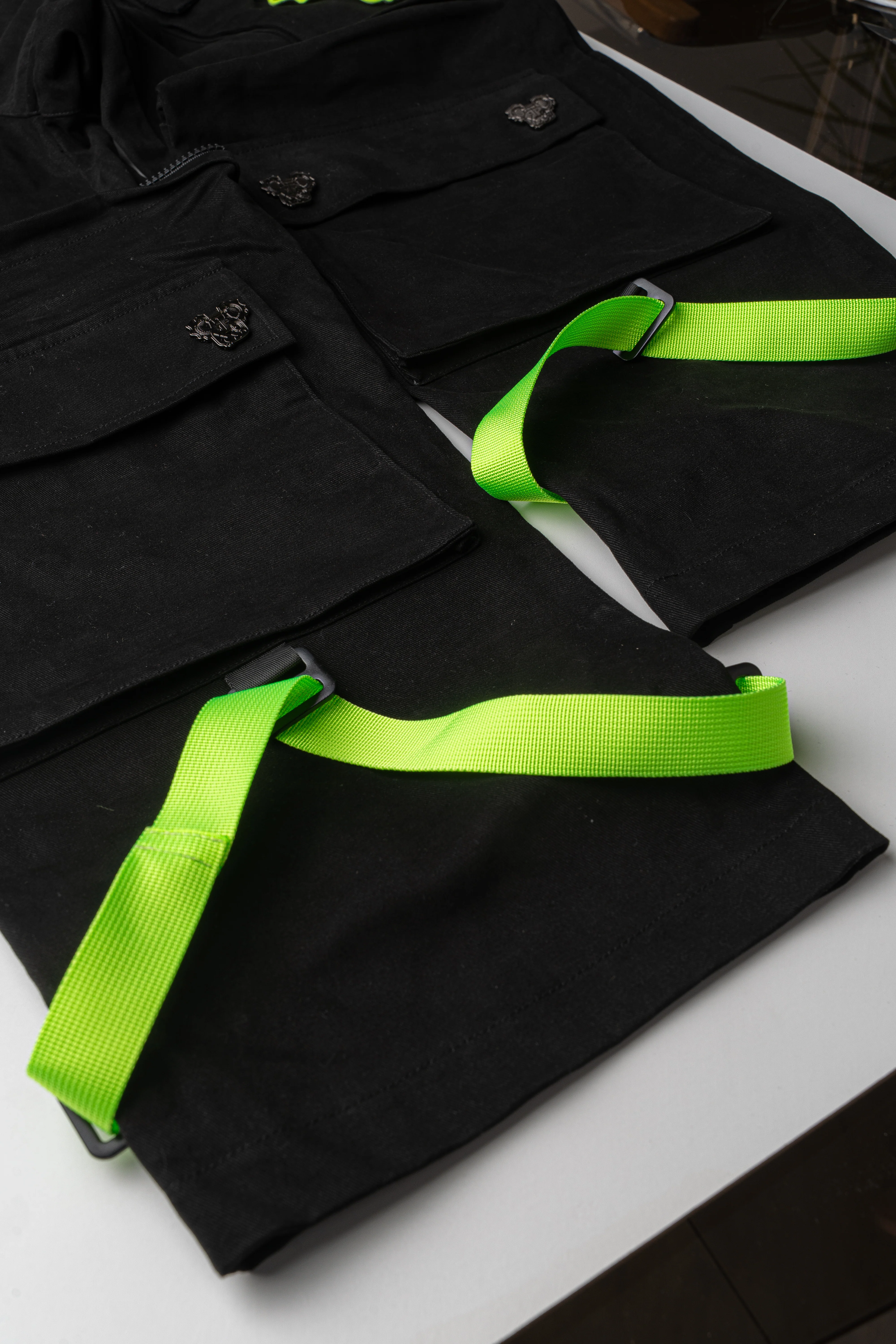 CARGO NR PANTS BLACK & YELLOW