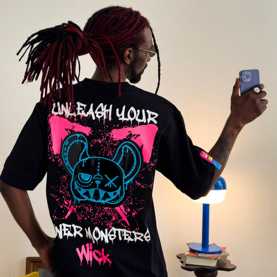 EXPLOSION BLACK OVERSIZED T-SHIRT!