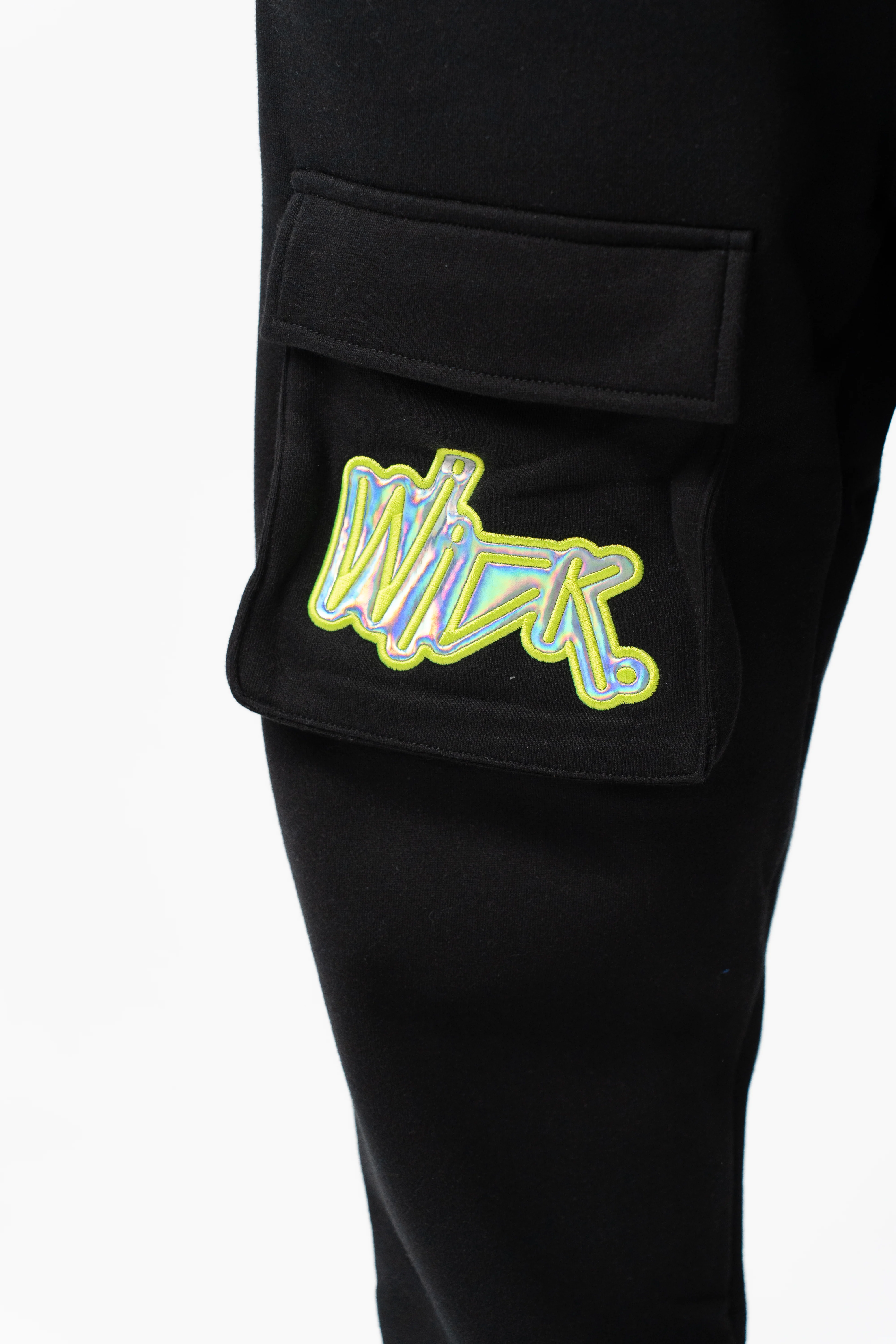 NEON ROYALTY CARGO SWEATPANTS BLACK