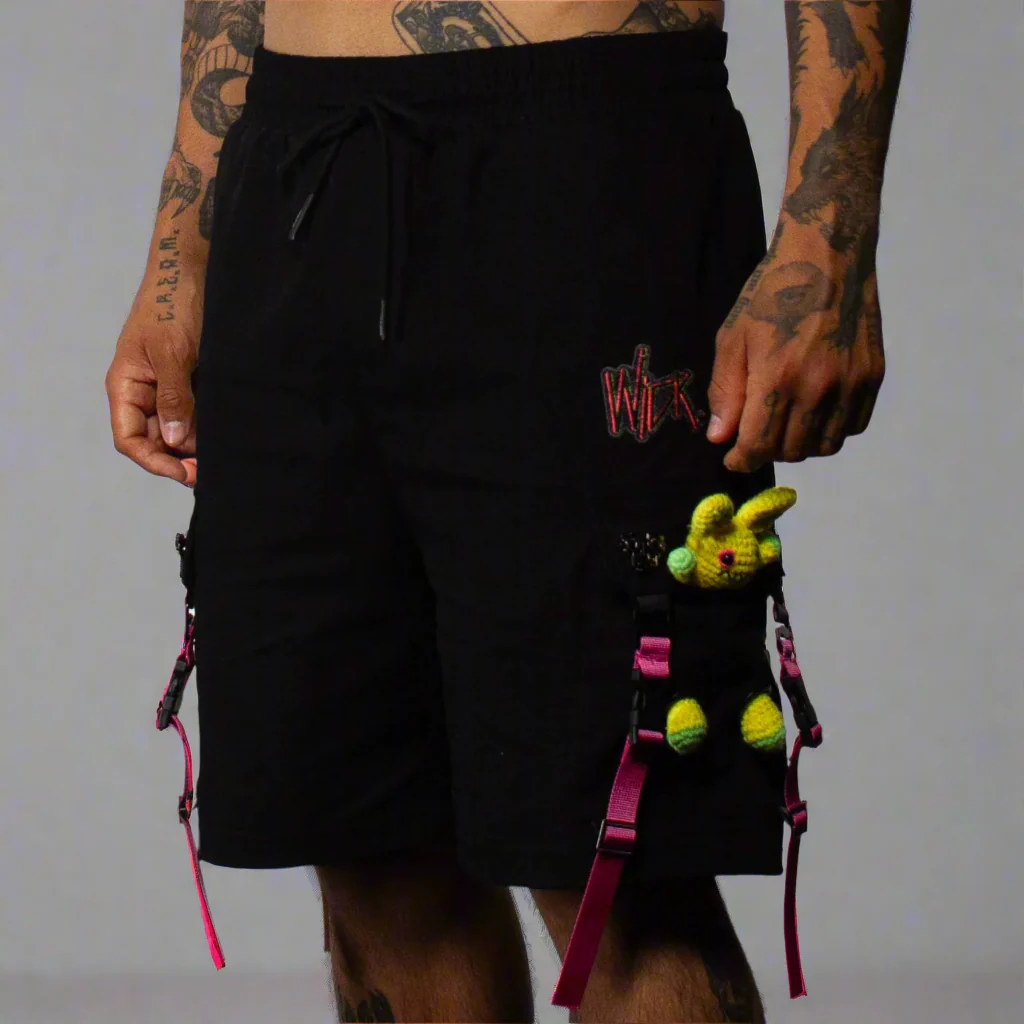 CARGO NR SHORTS BLACK