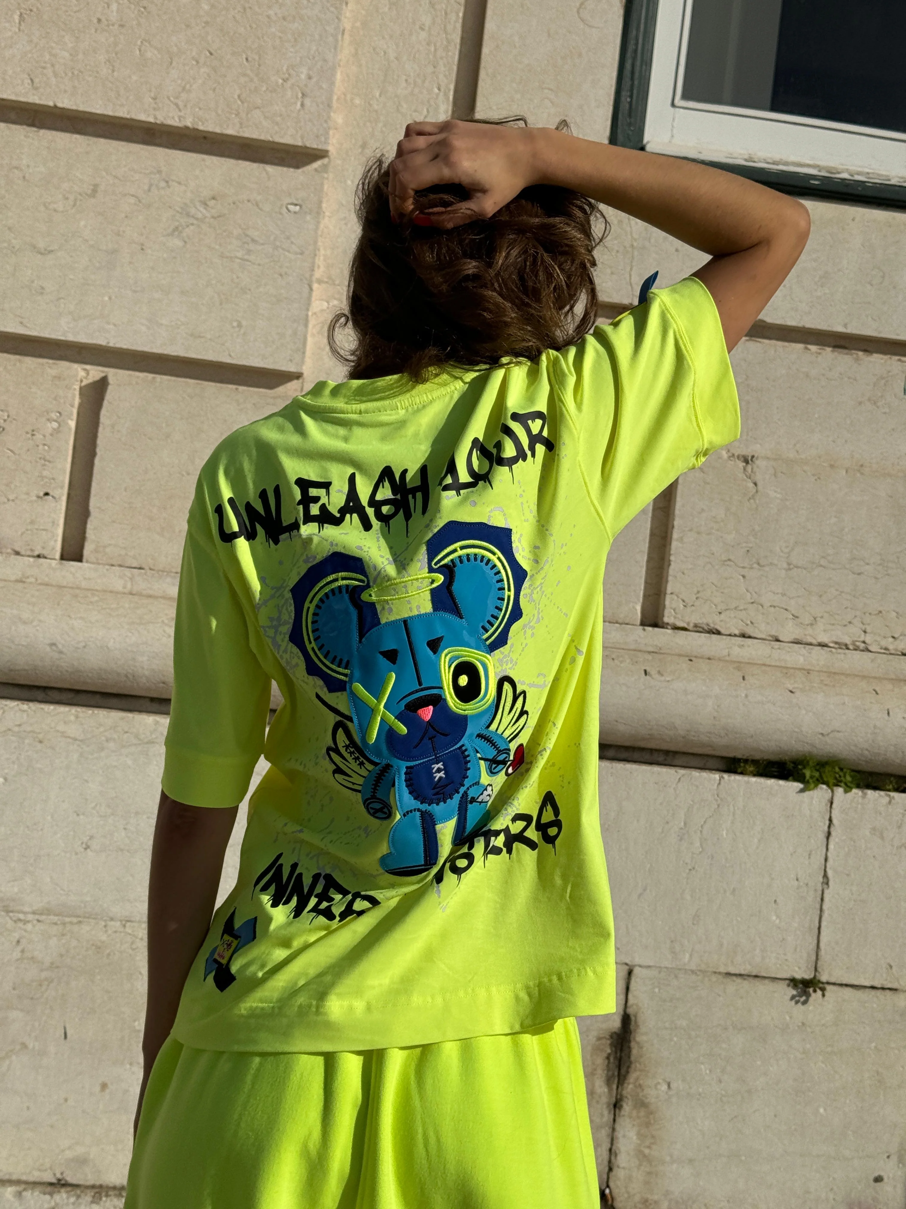 YELLOW NEON OVERSIZED T-SHIRT