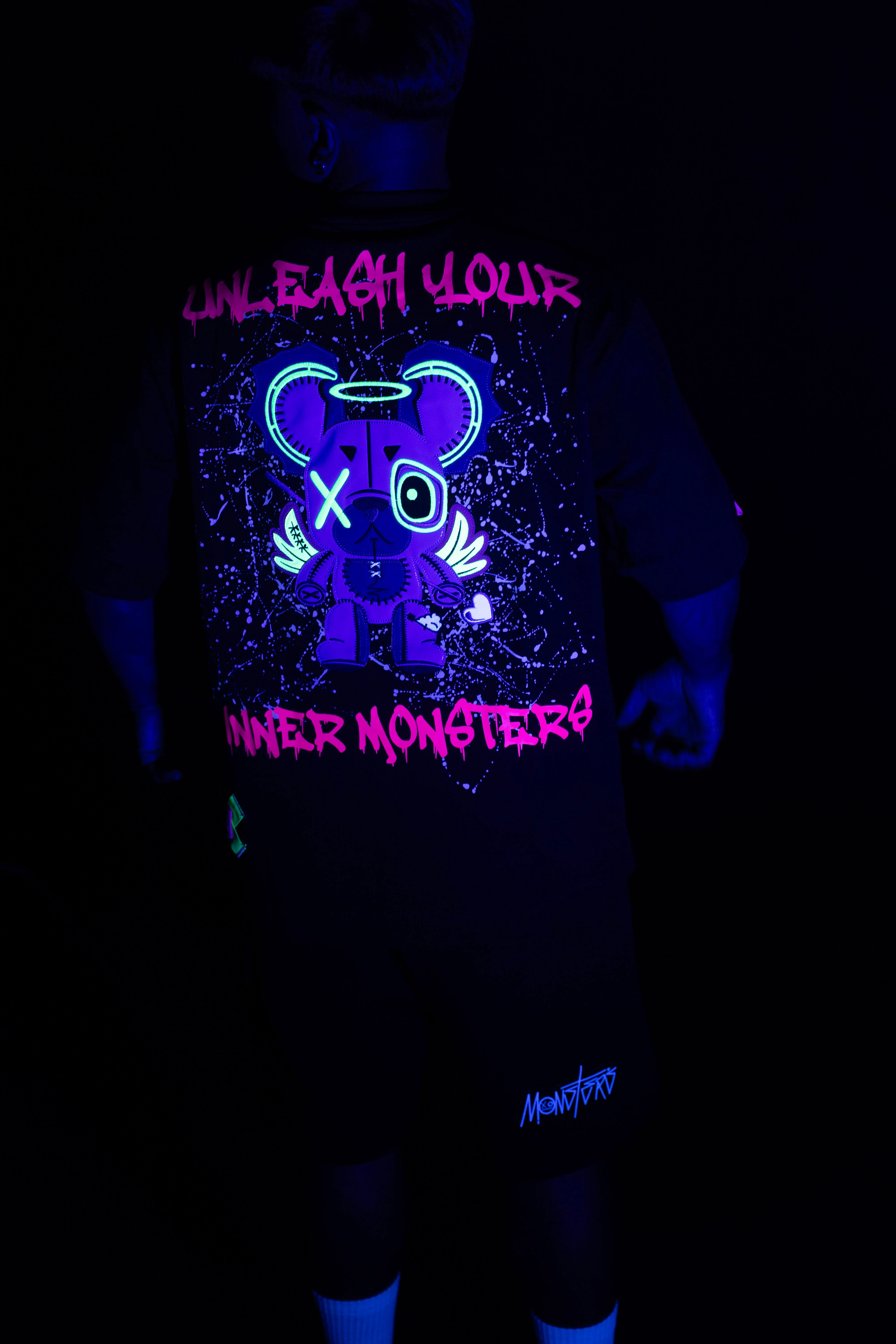 OVERSIZED NR ARROW BLACK