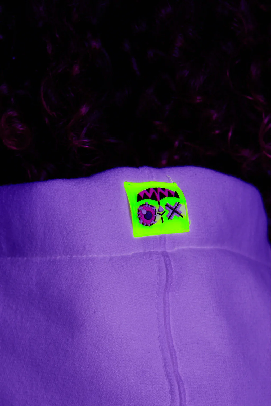 NEON ROYALTY CARGO SWEATPANTS WHITE