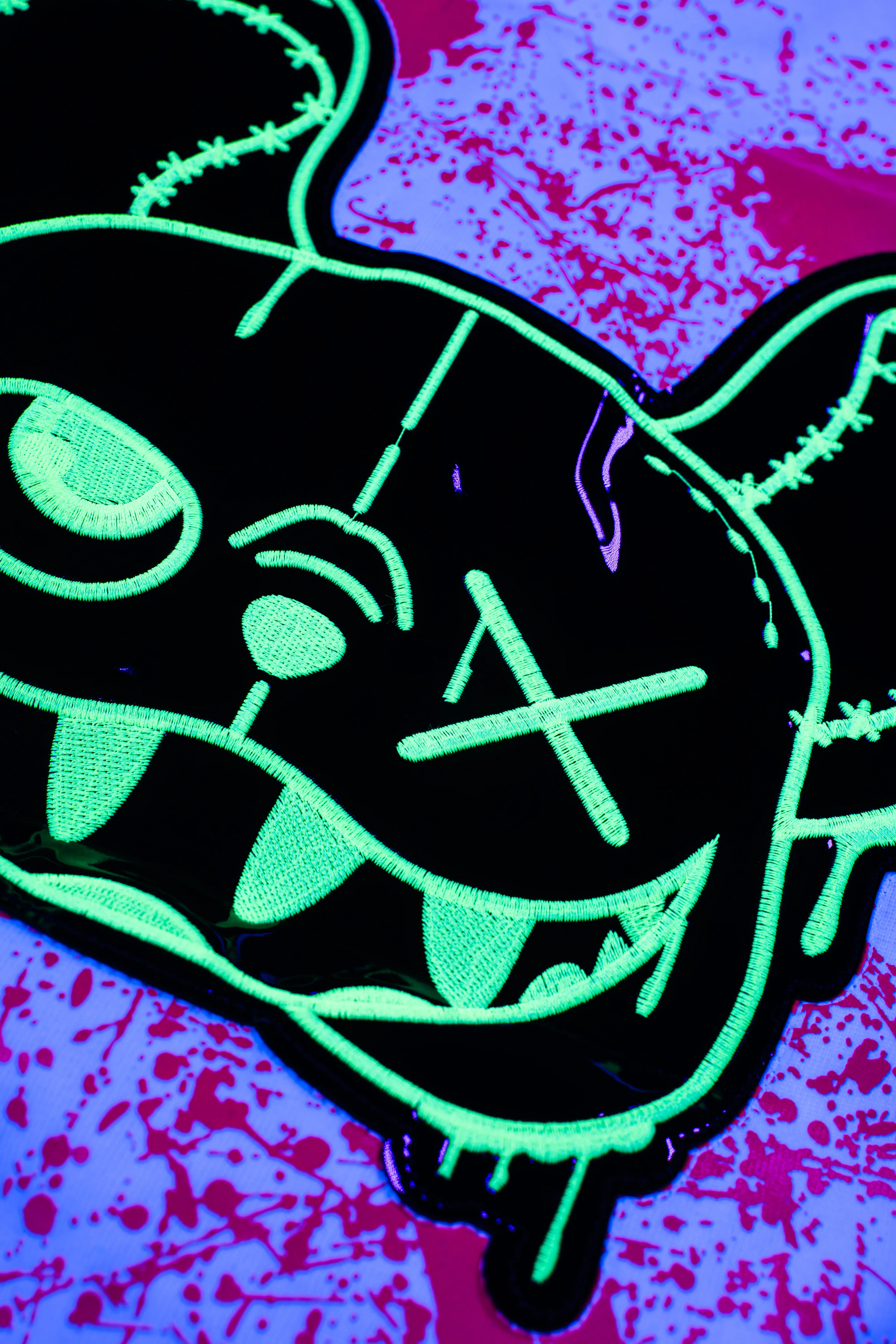 OVERSIZED NR TANK TOP EXPLOSION WHITE