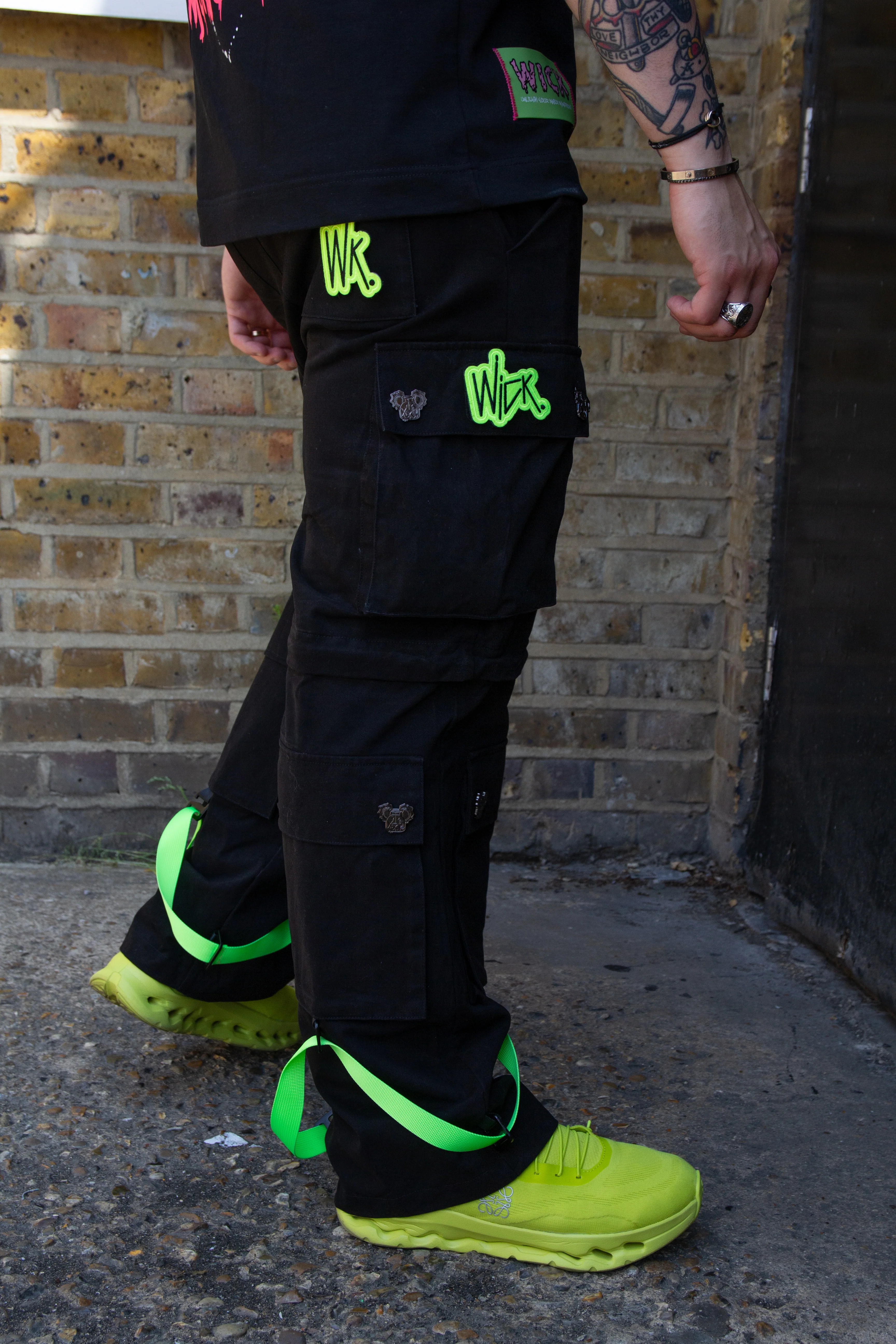 CARGO NR PANTS BLACK & YELLOW