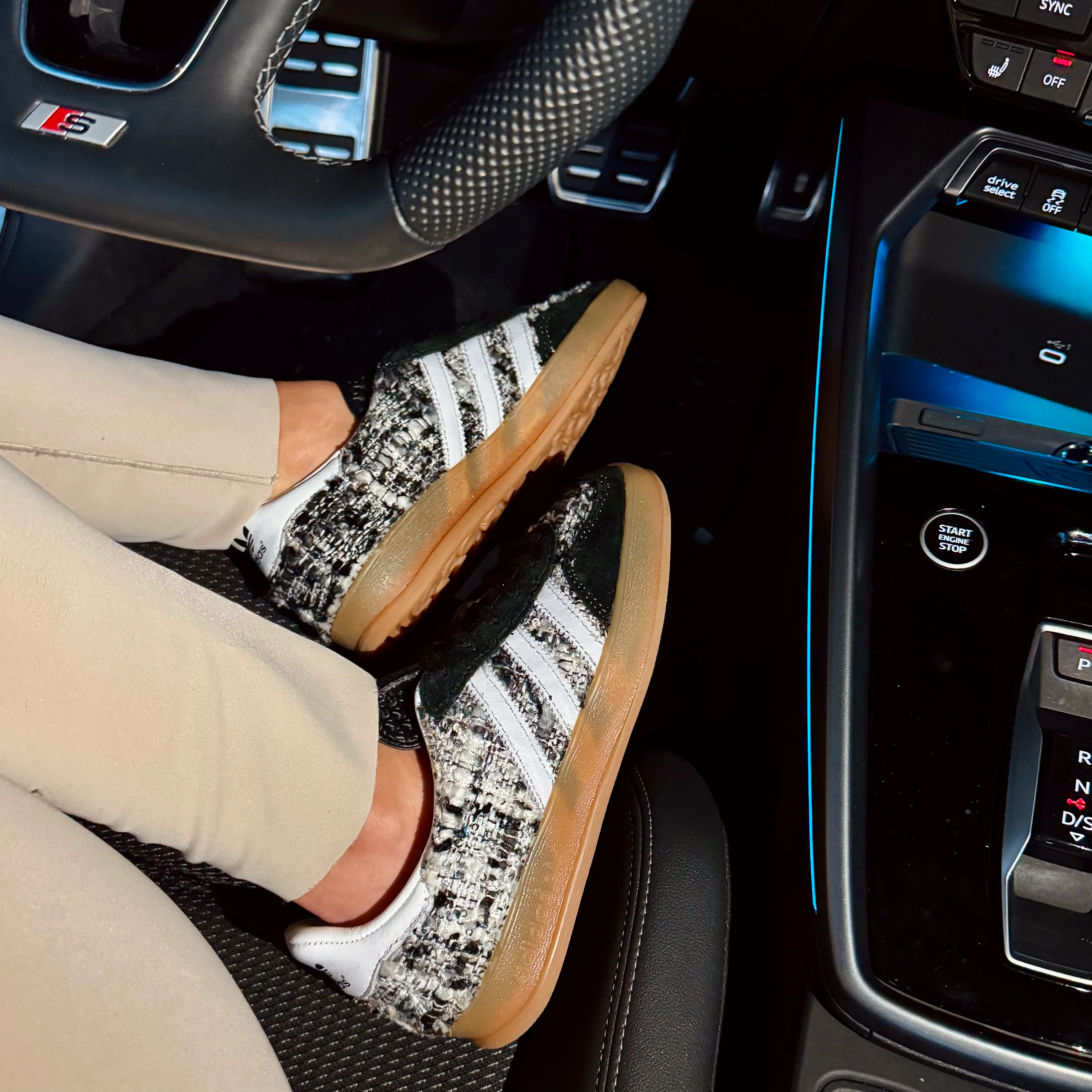 GAZELLE TWEED BLACK SHINE