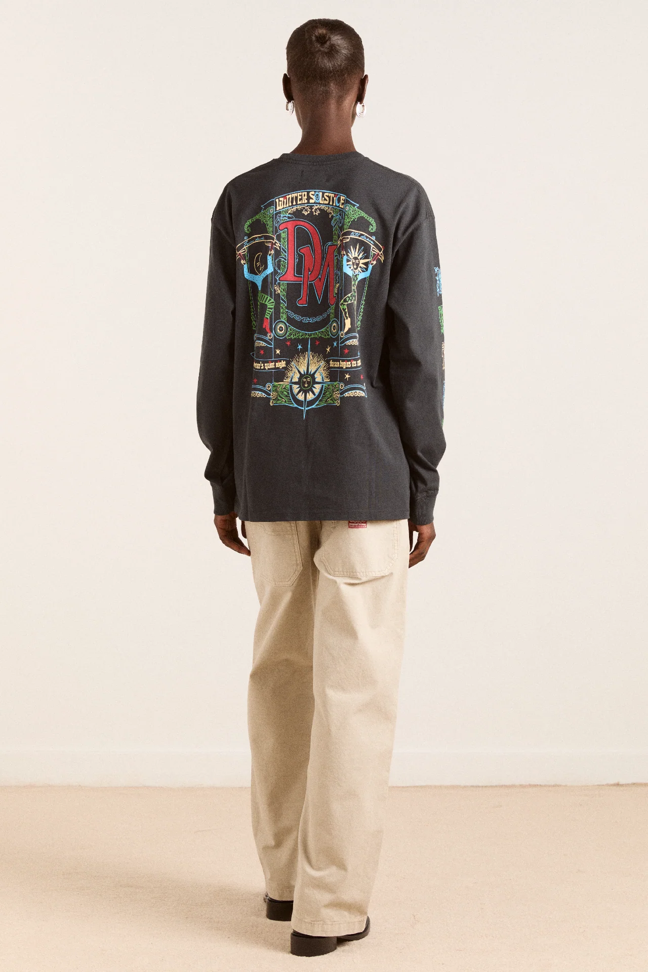 winter solstice long sleeve tee- charcoal