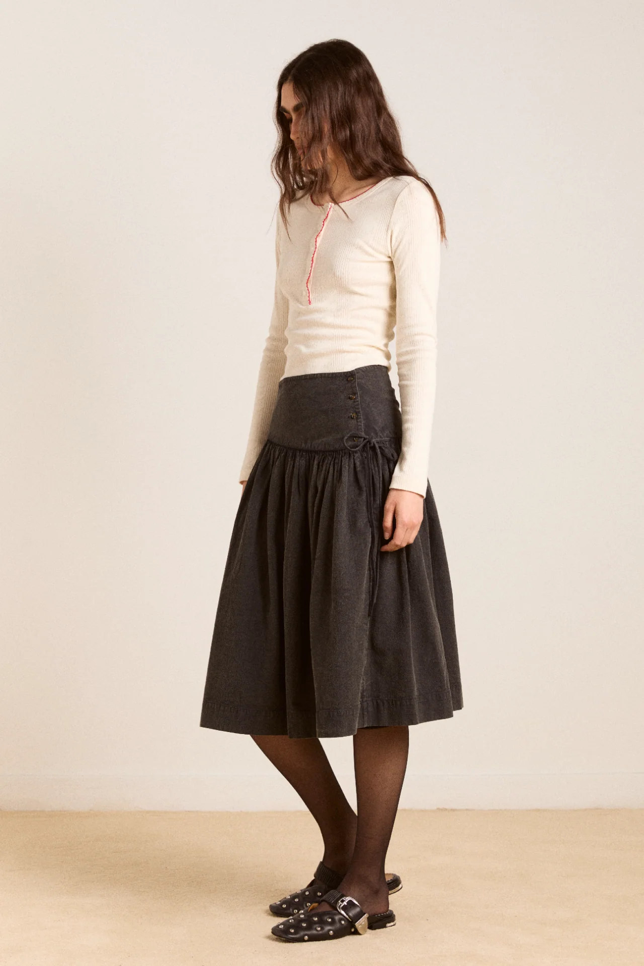 fia volume knee length skirt - carbon