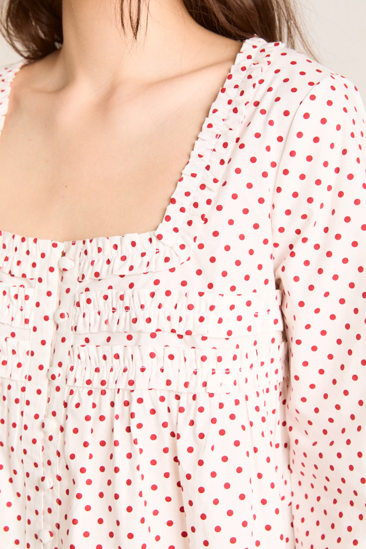 leilani blouse - off white and red spot