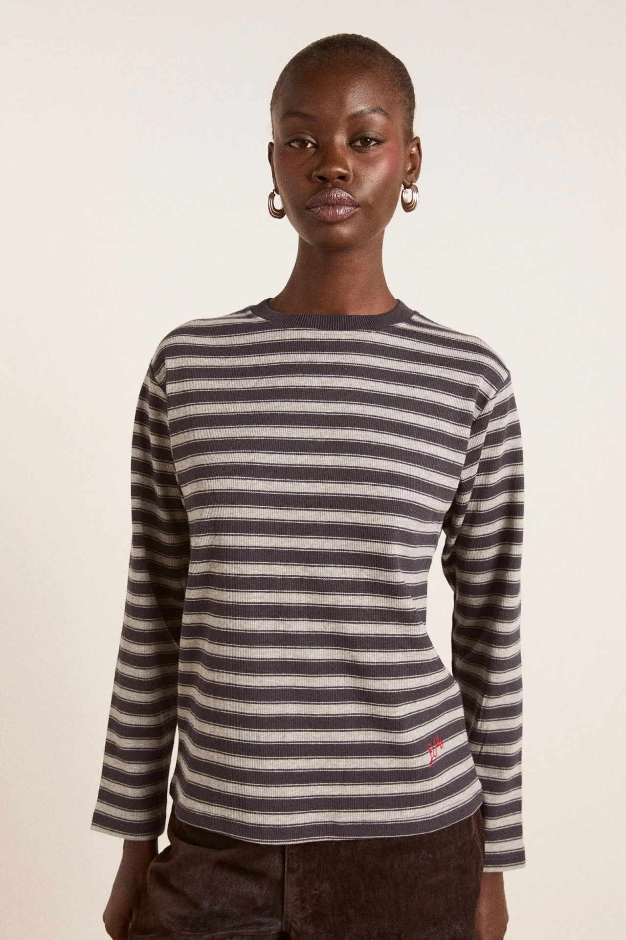 lilah fitted ls tee - grey marl stripe
