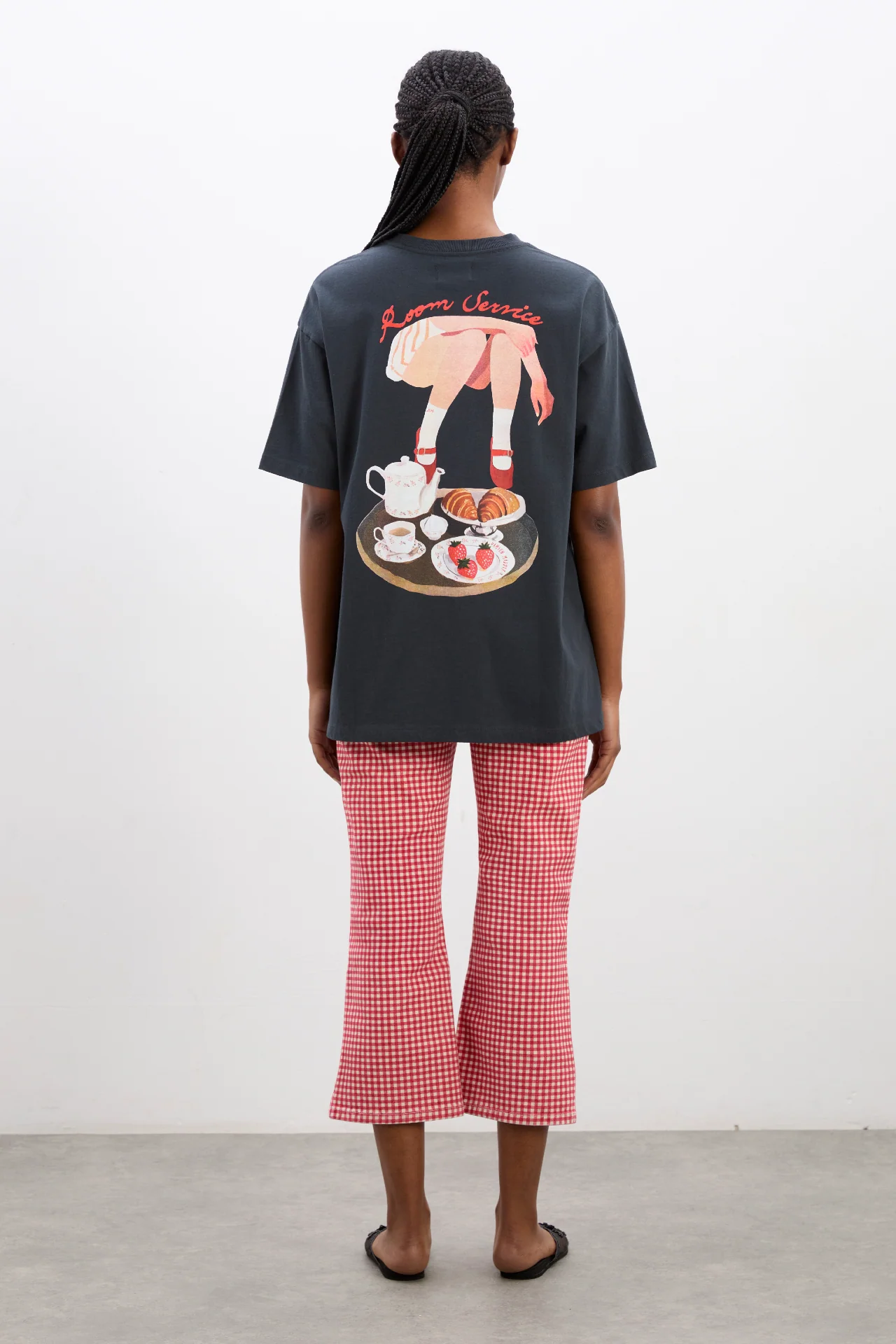 ring for room service tee - charcoal