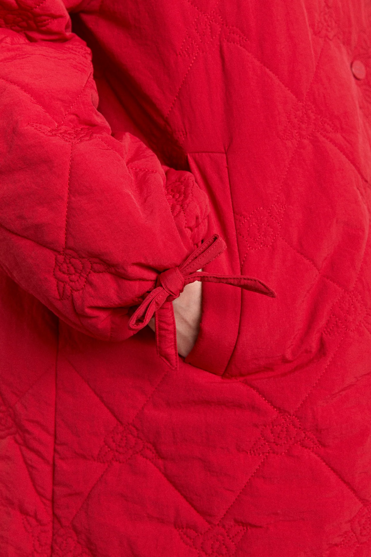 avery embroidered quilted coat - red