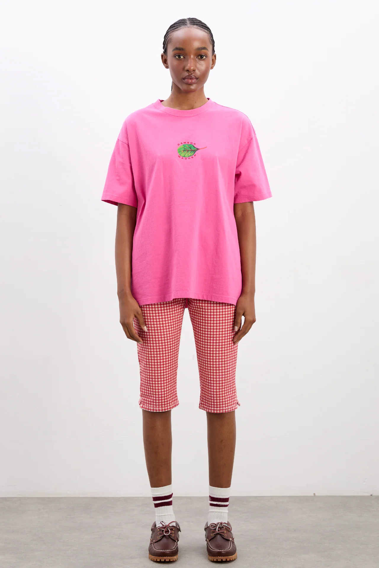 salad boyfriend tee- pink