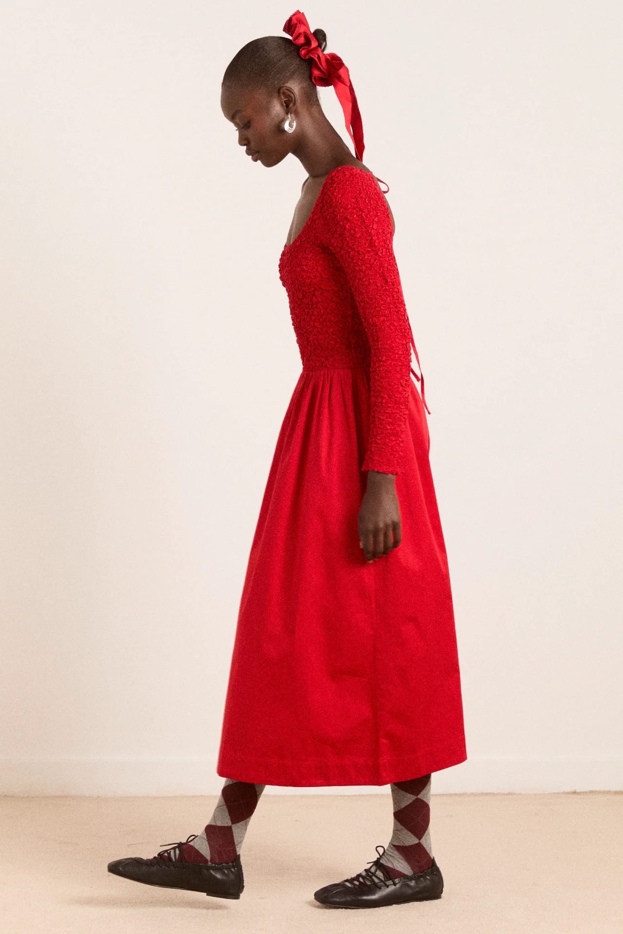 malinda ls smocked midi dress- red