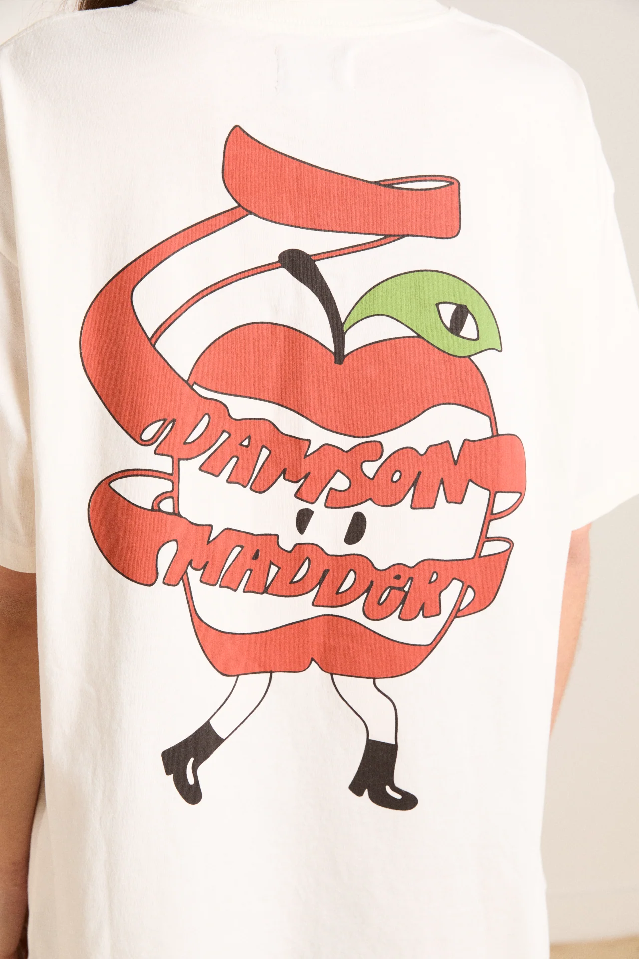 apple peel boyfriend tee - ecru