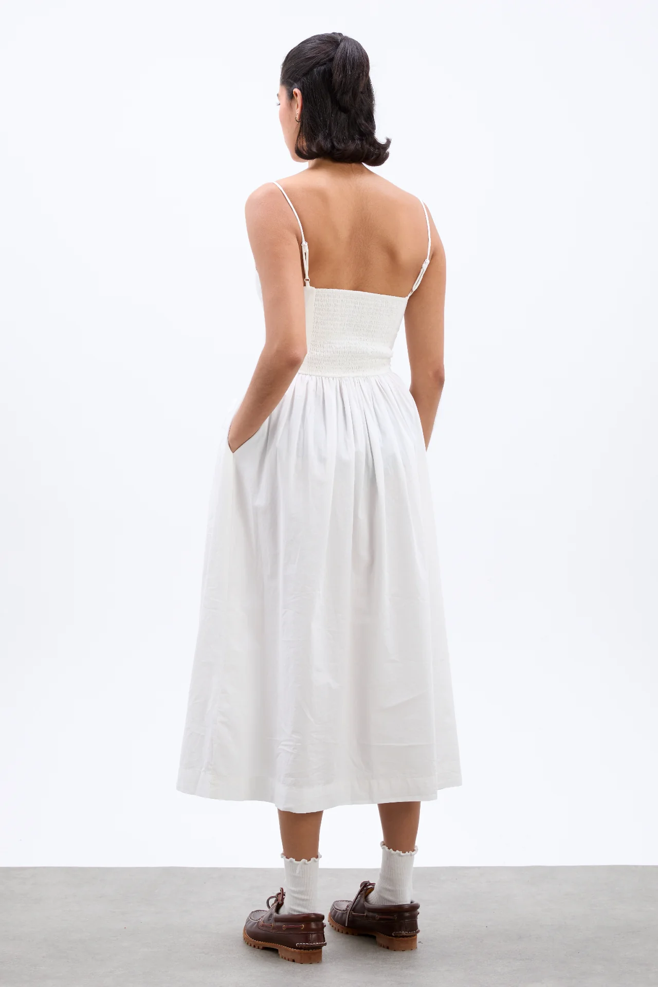 penelope apron dress - white
