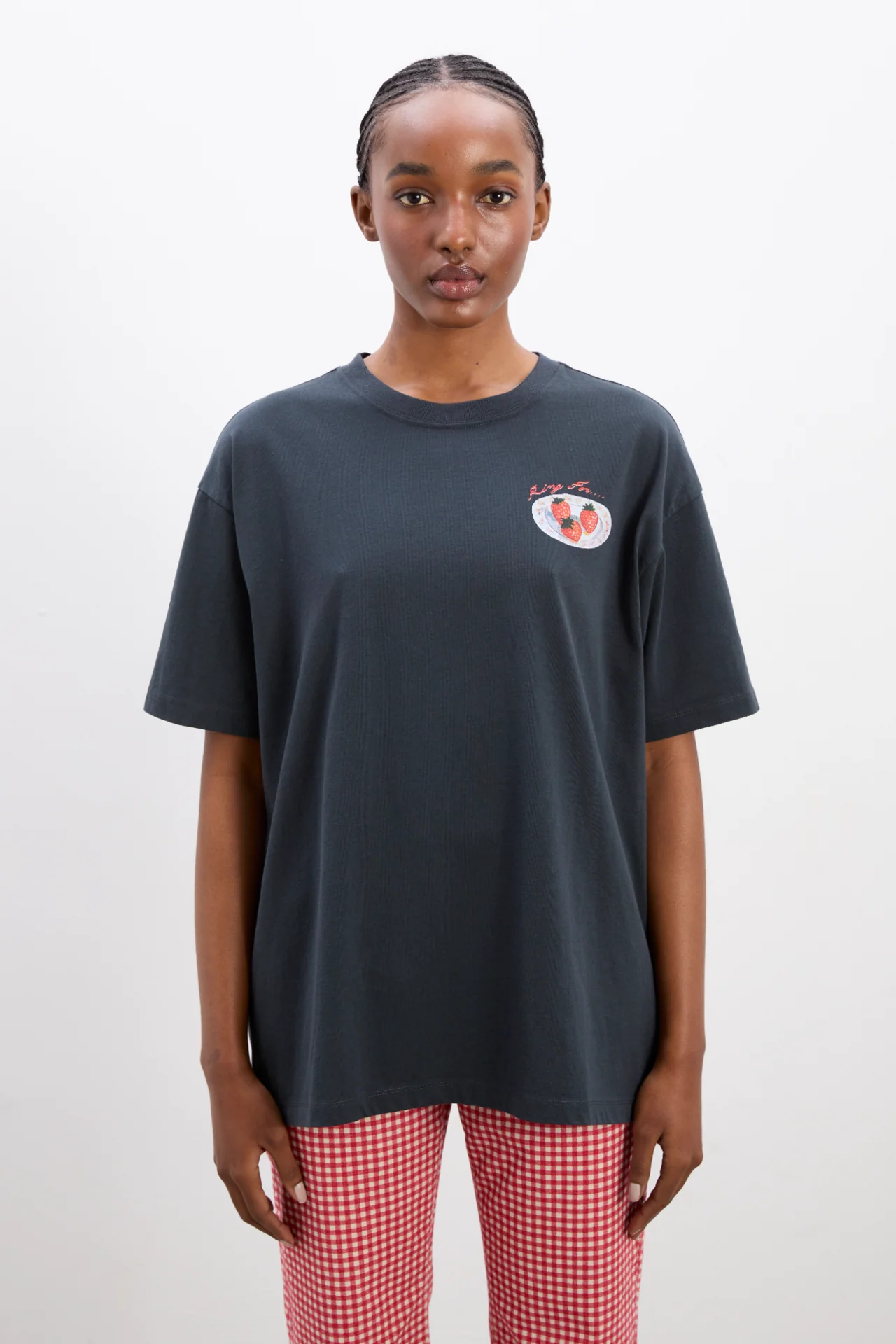 ring for room service tee - charcoal