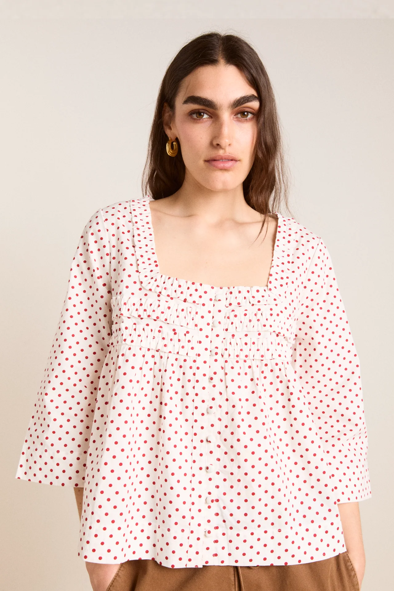 leilani blouse - off white and red spot