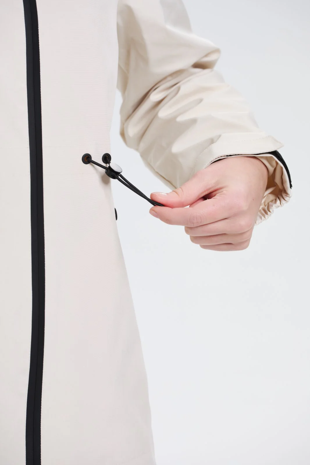 Women's Lightweight Water-repellent Raincoat Jacket