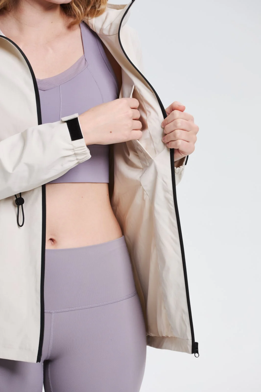 Women's Lightweight Water-repellent Raincoat Jacket