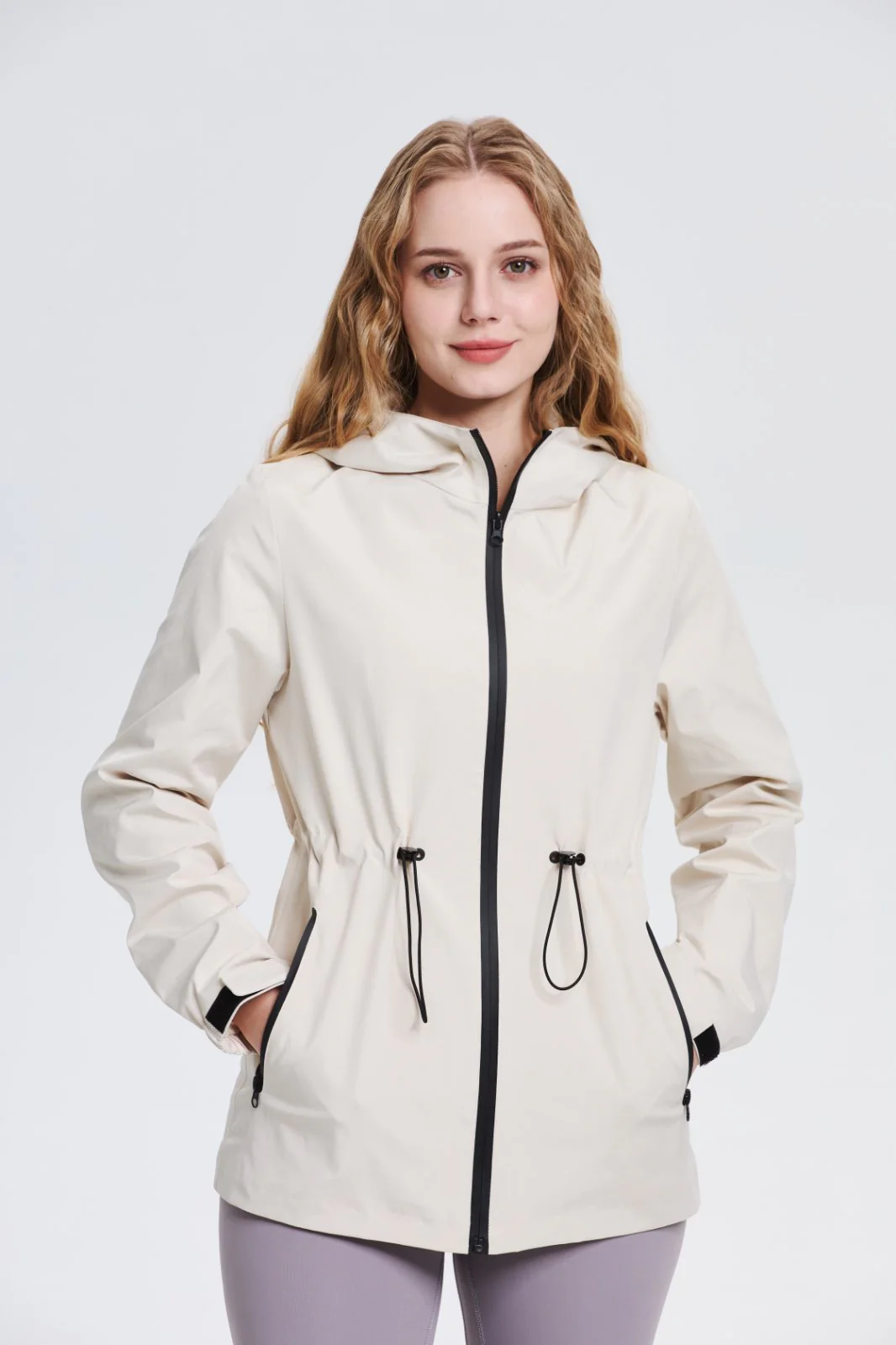 Women's Lightweight Water-repellent Raincoat Jacket