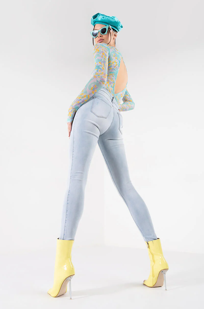 FLEX-FIT HIGH WAISTED SUPER STRETCHY SKINNY JEANS