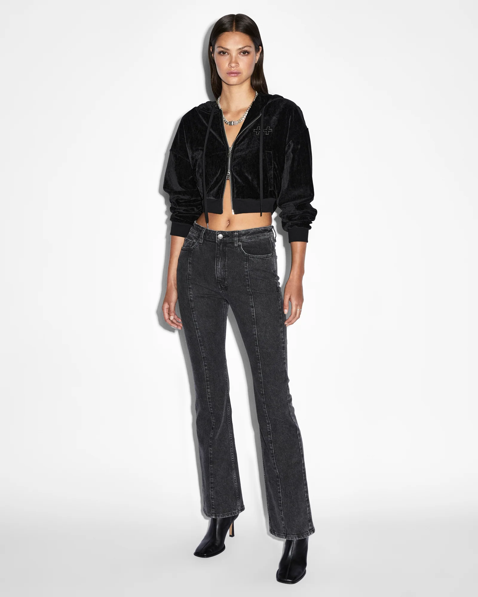 RITZY INFINITY JUMPER BLACK