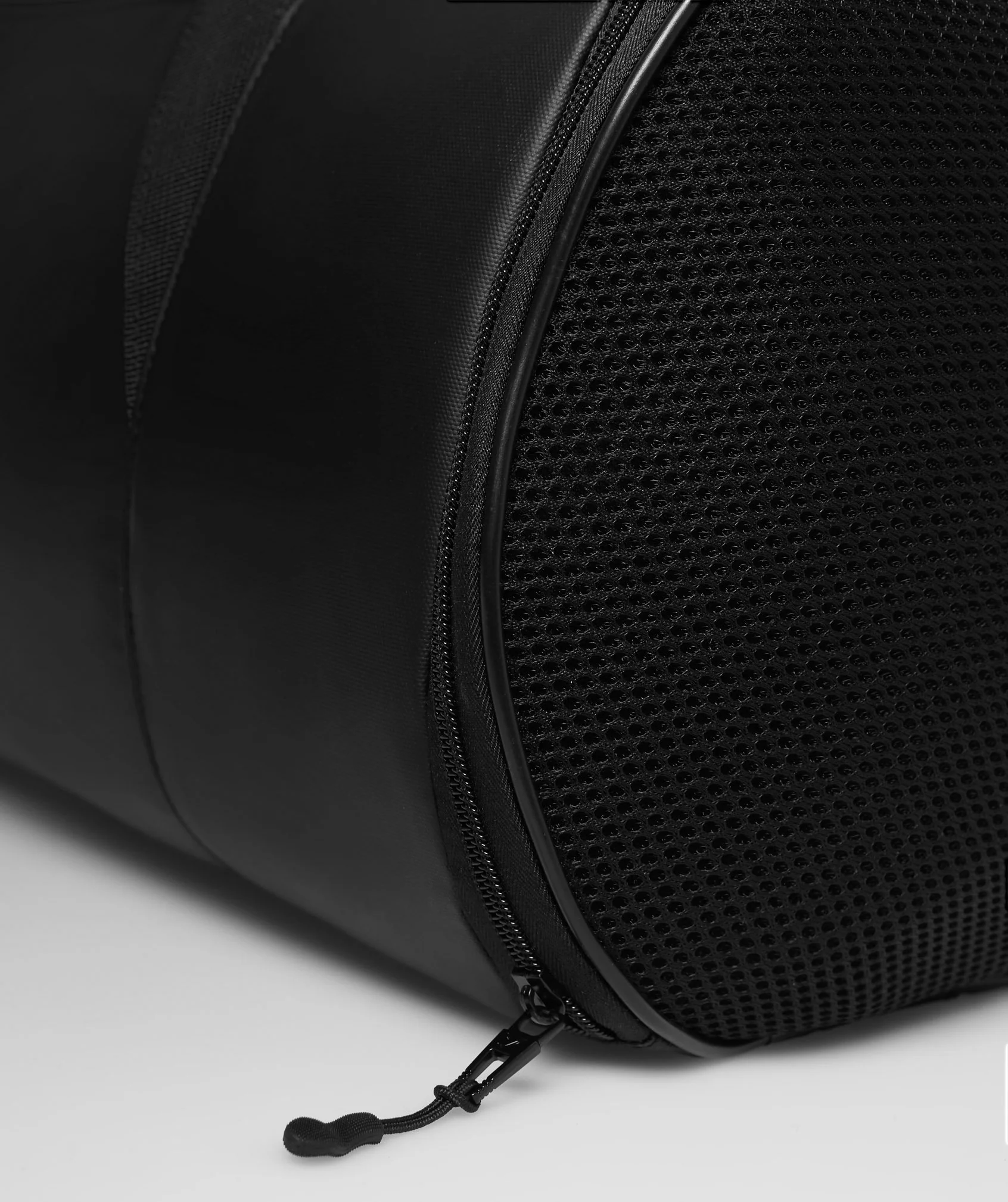 Gymshark Barrel Bag - Black/Black