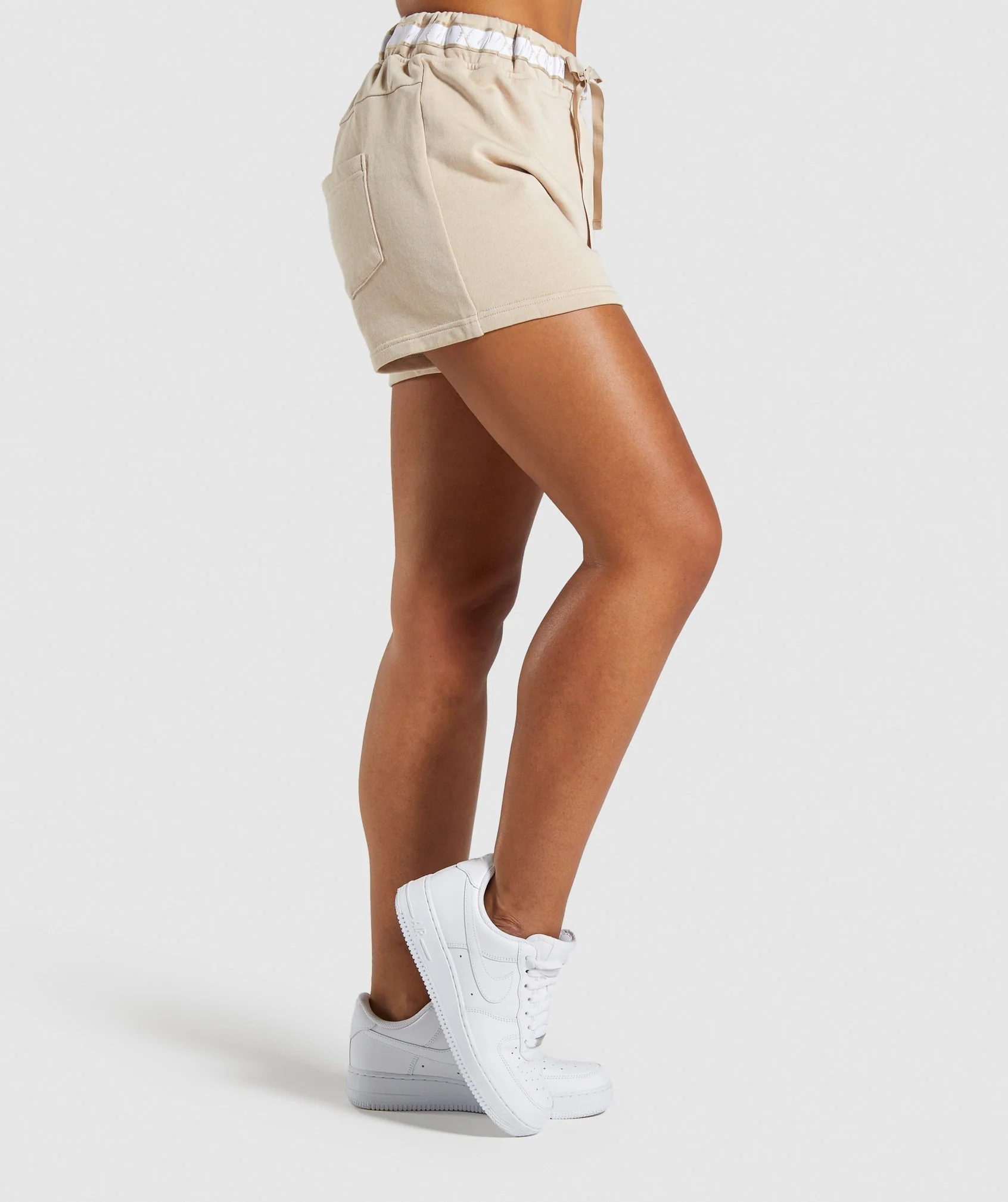 Gymshark 24/7 Shorts - Sand