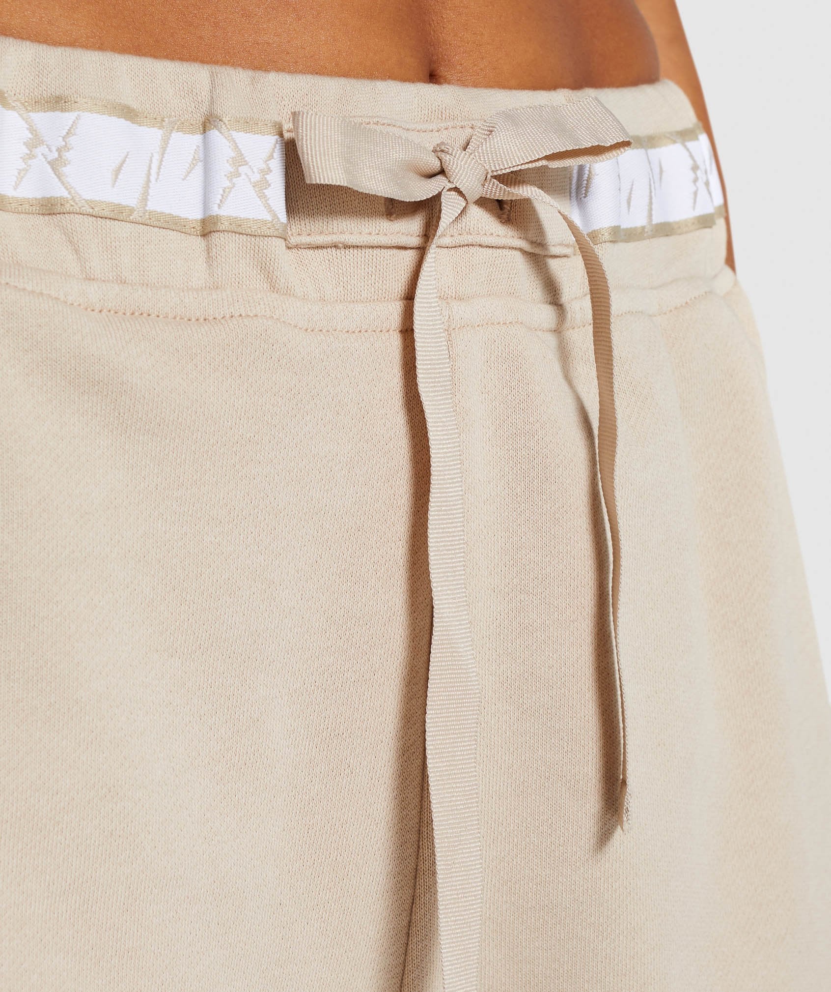 Gymshark 24/7 Shorts - Sand