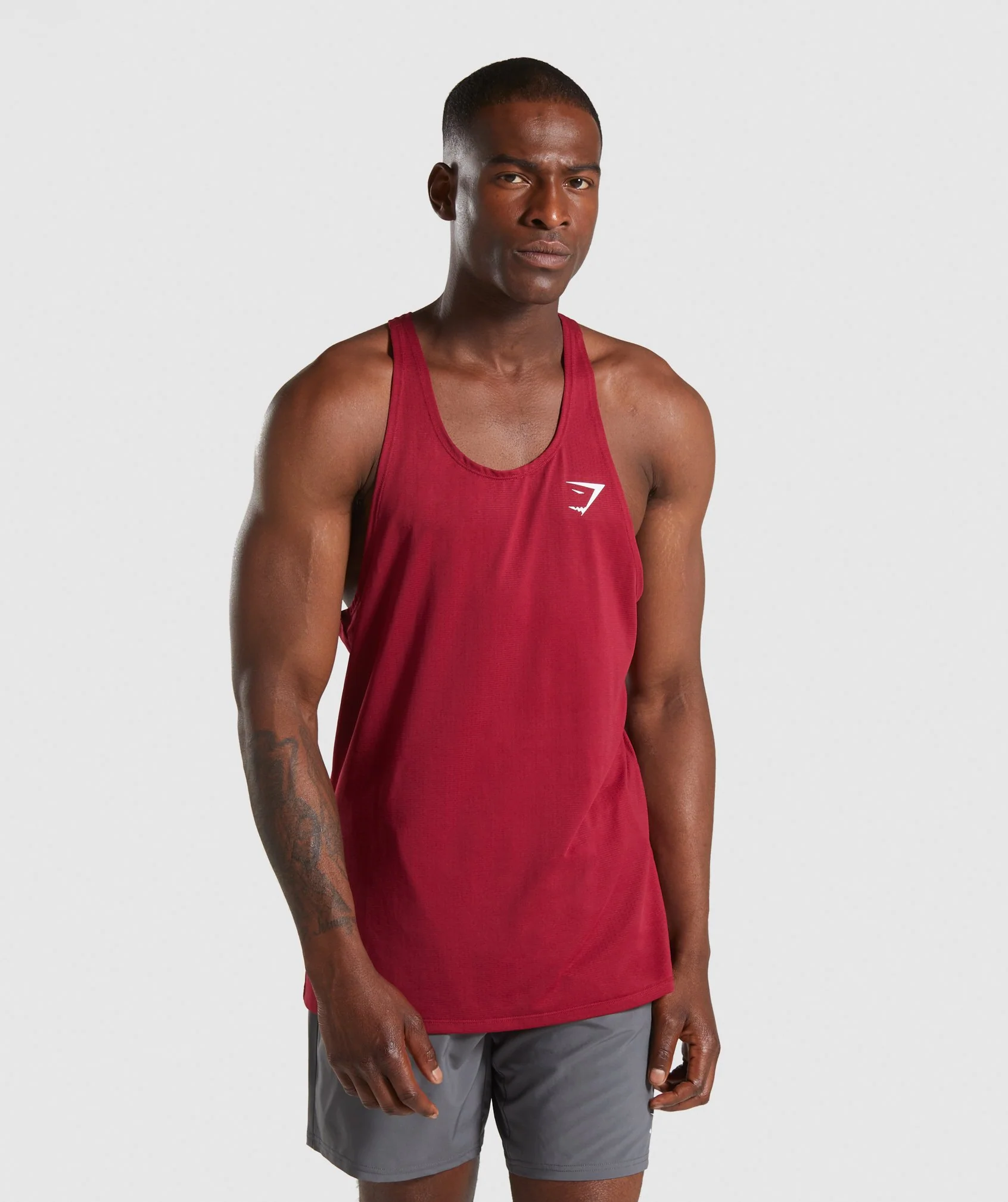 Gymshark Arrival Stringer - Claret