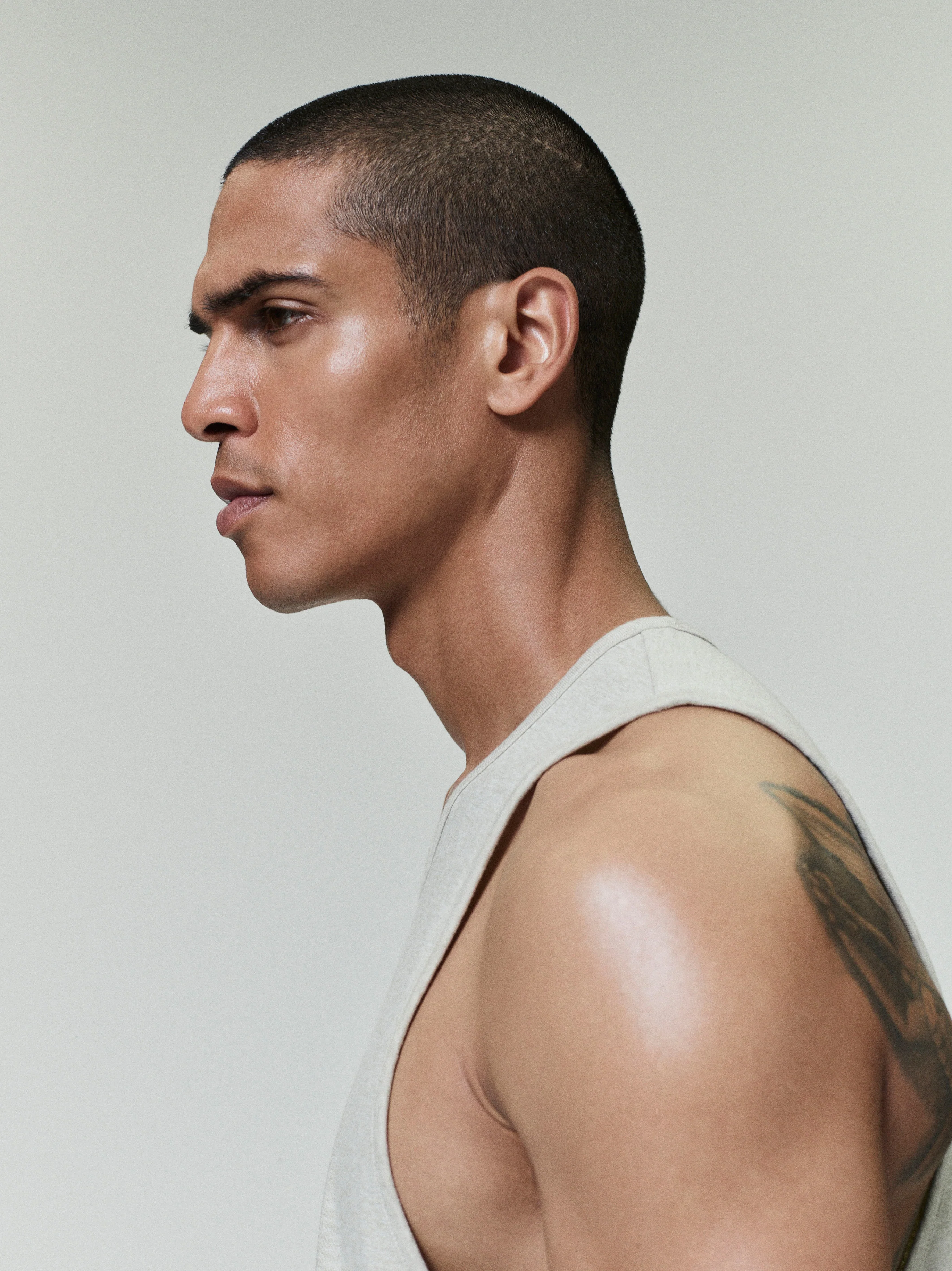 Lightweight Essential Tank