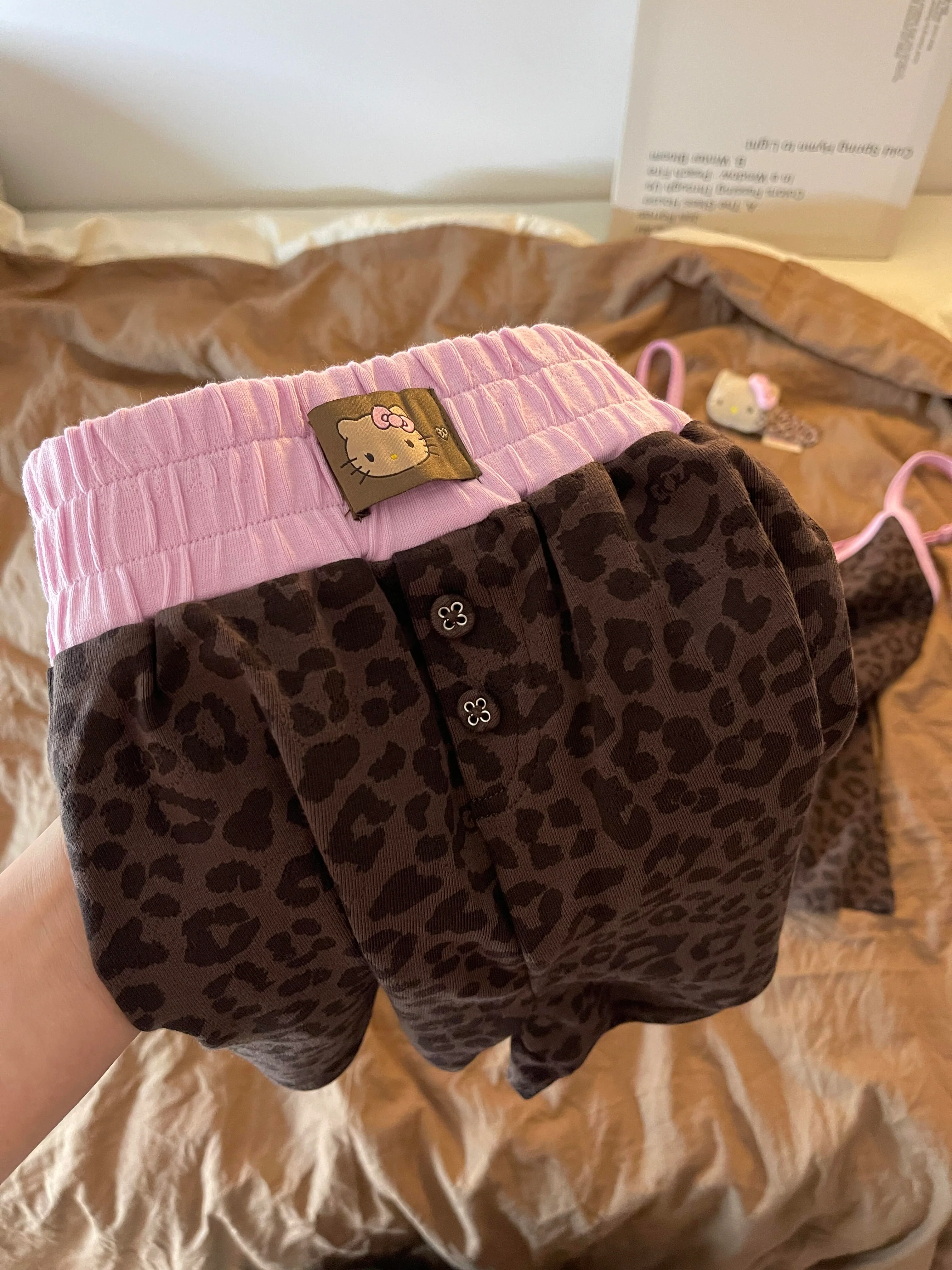 Hellokitty Leopard Print Cotton Cute Short Pajama Set 2 Piece Sleepwear Top with Shorts Pj Set