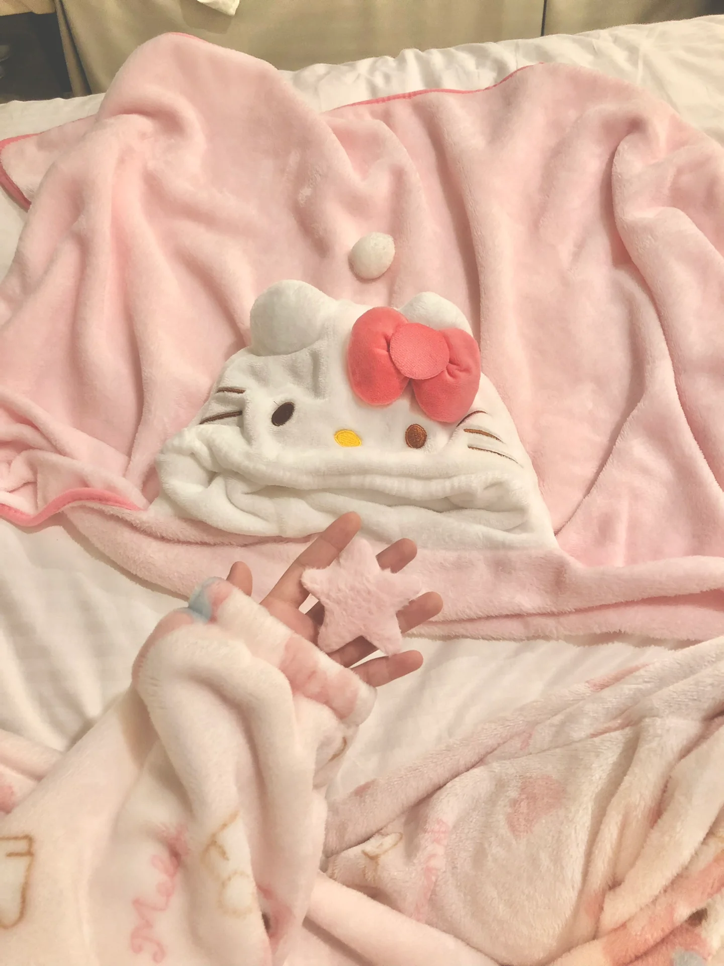 KT Wearable Hooded Blanket for Adults Fuzzy Warm Cozy Plush Furry Hoodie Throw Cloak Wrap -Gifts for Women Adults and Kids