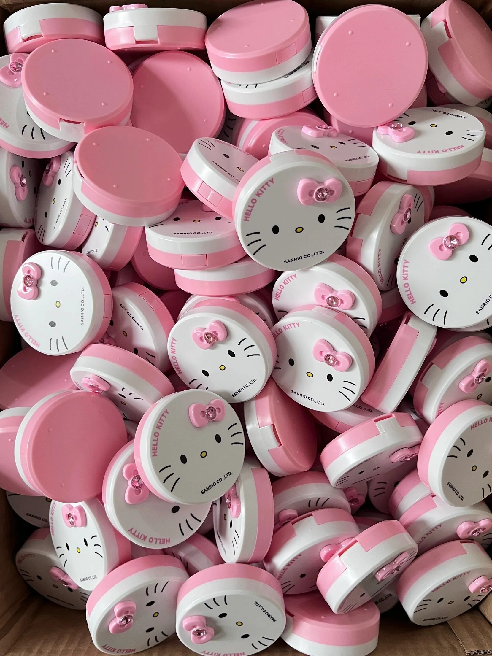 KT Contact Lens Case, Travel Solution Organizer Cases With Stick Tool Set Portable Cute Eye Contact Lens Case