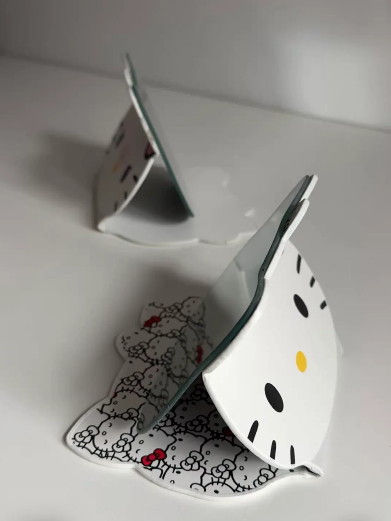 Hellokitty Folding Portable Makeup Mirror 2PCS